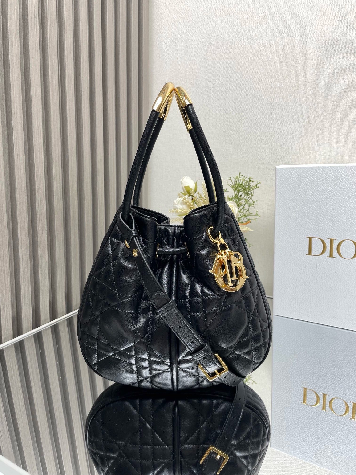 Dior AAAA
 Bags Handbags Black Gold Vintage Sheepskin Fall Collection Nolita