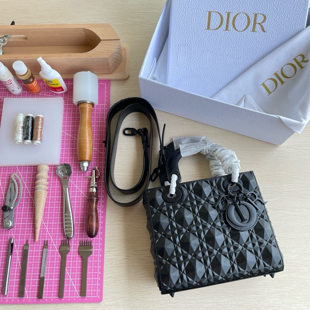 Dior Bags Handbags Outlet 1:1 Replica
 Black Cowhide Lady