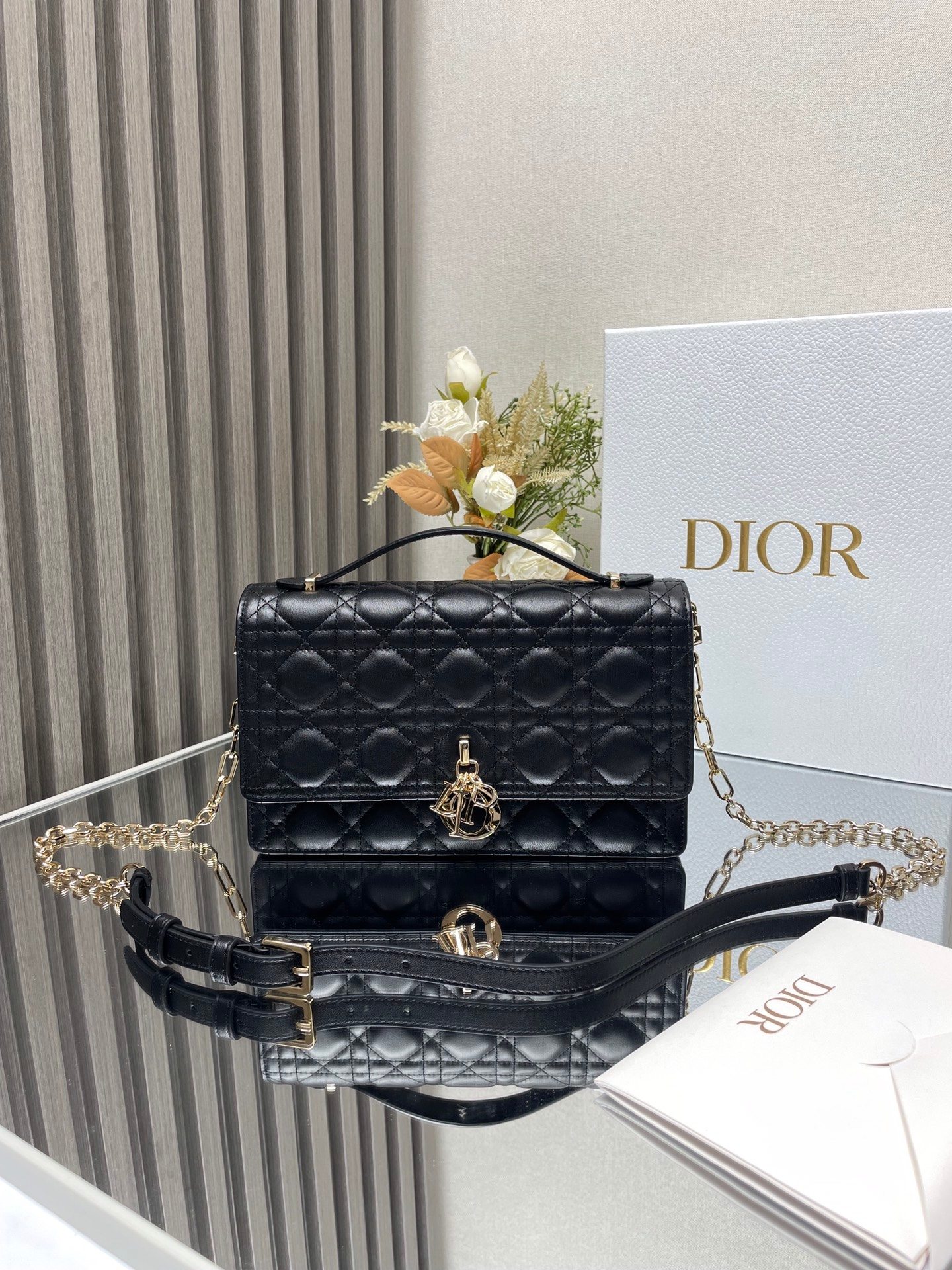 Dior Clutches & Pouch Bags Black Lambskin Sheepskin Spring Collection Chains