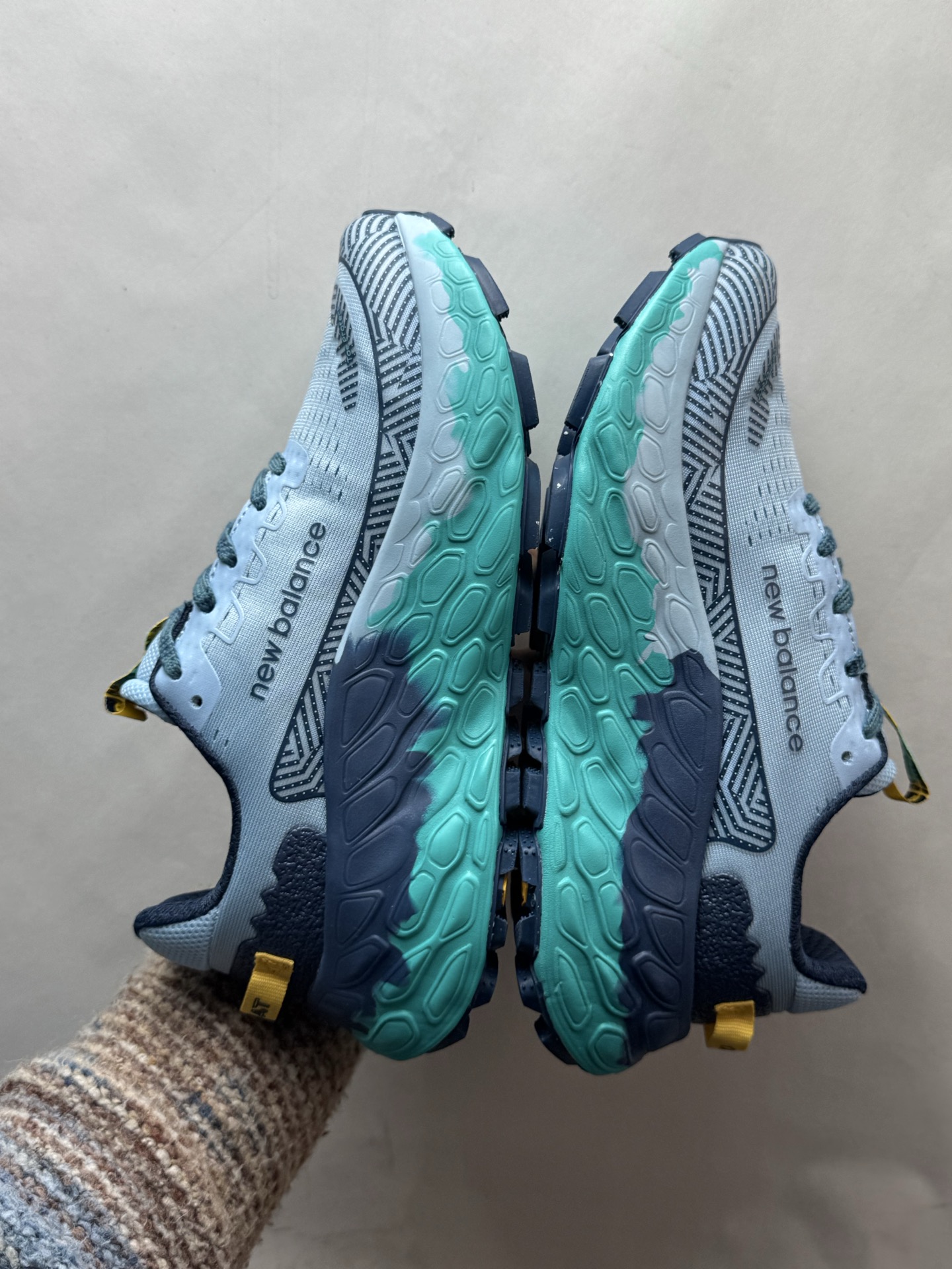 💰250 New Balance Fresh Foam X Trail More v3 蓝色

东莞原厂鞋面流出 市场最强一批 可任意对比其他家 材料质感完全是两个货
首批出货都是全网验真 目前鞋标批次不稳 配一个鞋标随便验真

WTMORAB3