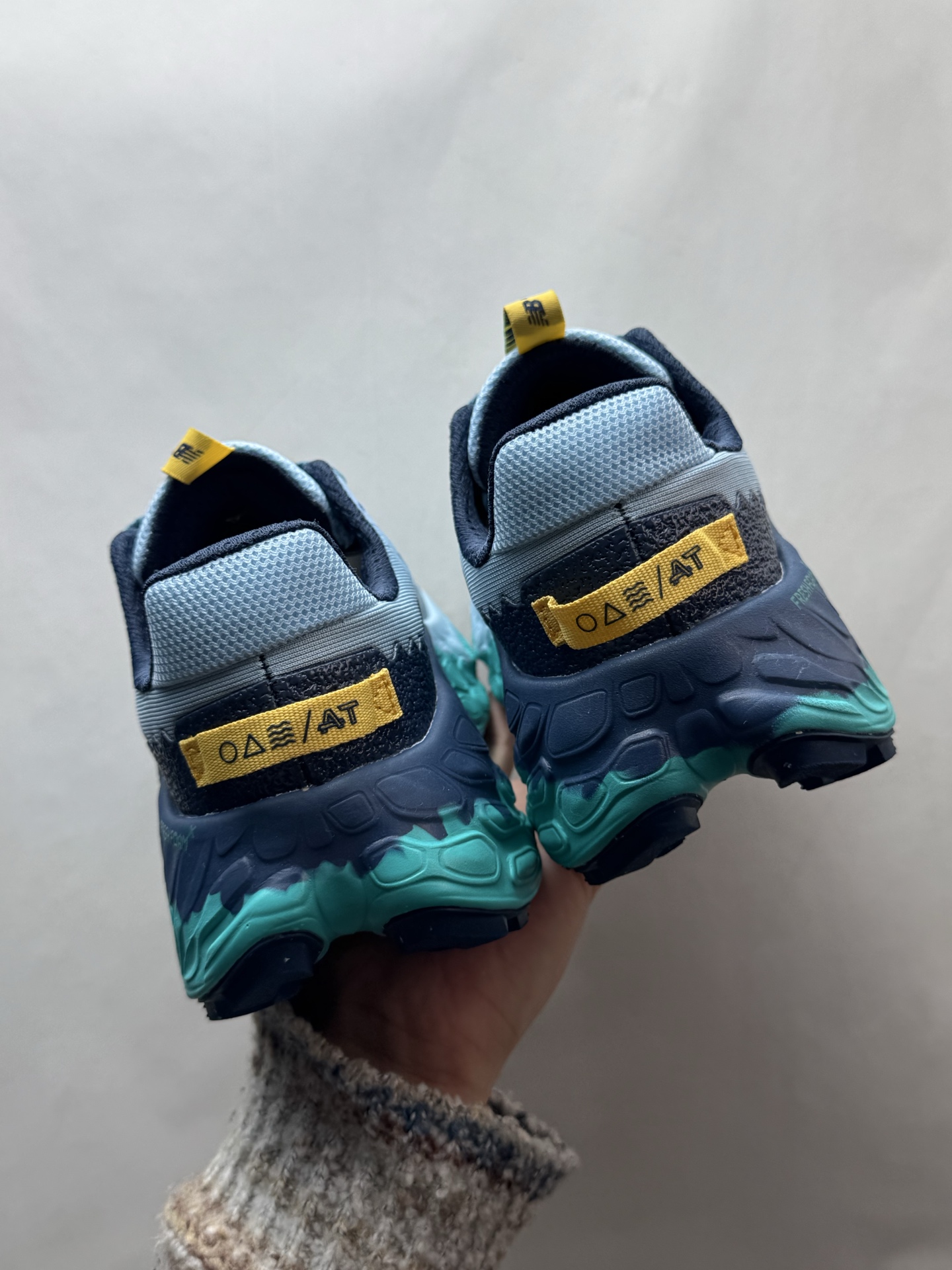 💰250 New Balance Fresh Foam X Trail More v3 蓝色

东莞原厂鞋面流出 市场最强一批 可任意对比其他家 材料质感完全是两个货
首批出货都是全网验真 目前鞋标批次不稳 配一个鞋标随便验真

WTMORAB3