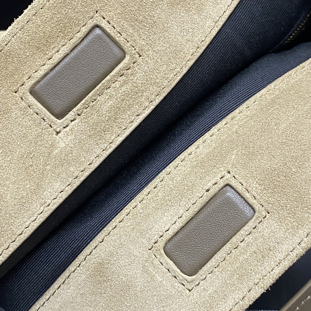 Saint Laurent 𝙉𝙄𝙆𝙄 𝙎𝙃𝙊𝙋𝙋𝙄𝙉𝙂 𝘽𝘼𝙂_意大利进口抓皱油蜡牛皮