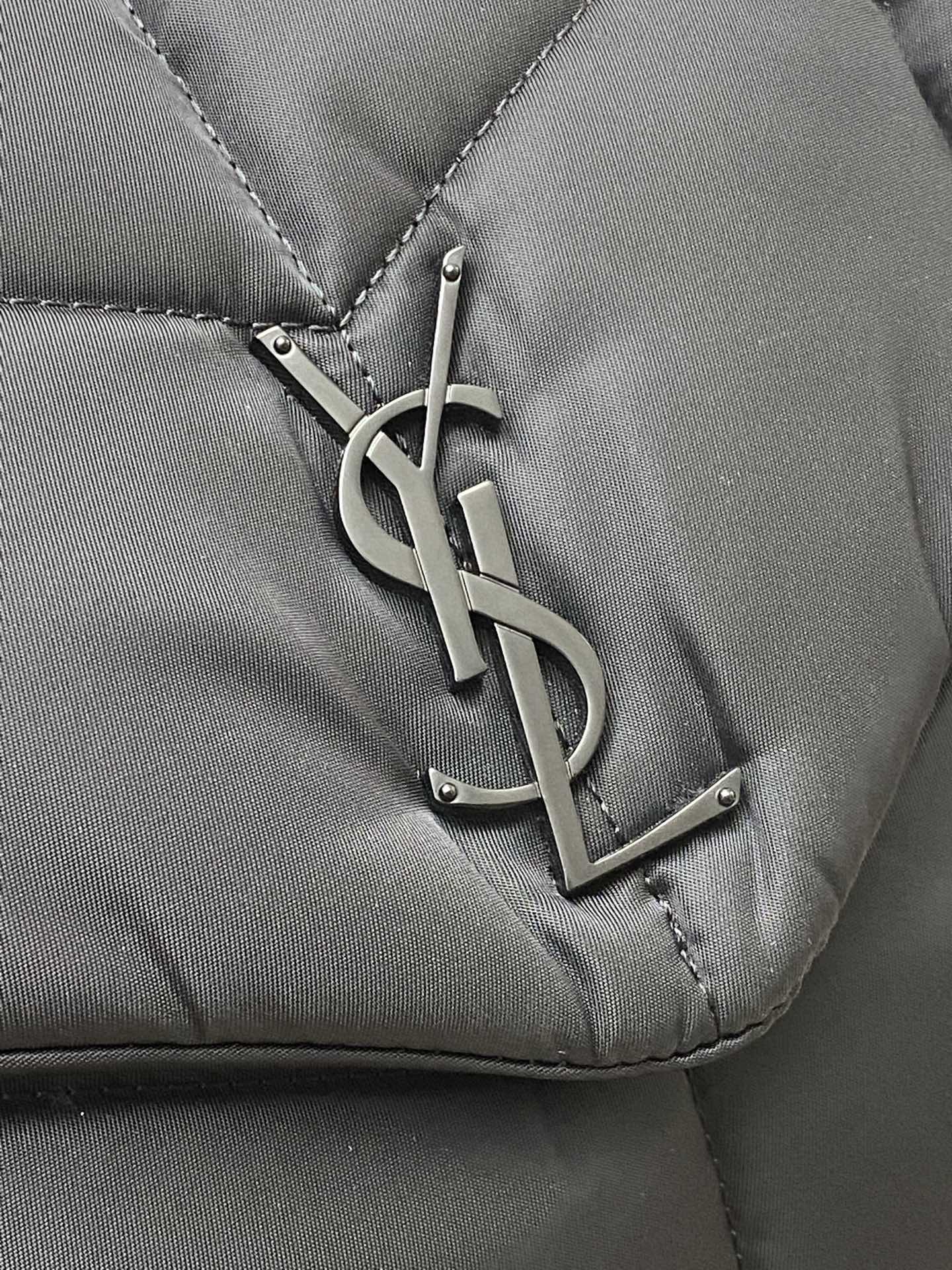 Saint Laurent 降落伞黑布/枪 、精品专供 布克枪Loulou puffer_尼龙款 男女可背的盐系学院风单肩斜挎包