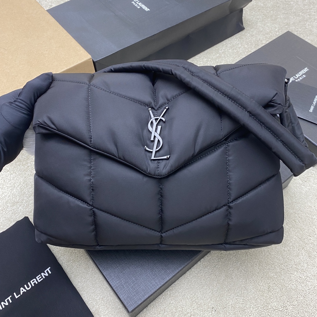 Saint Laurent 降落伞黑布/枪 、精品专供 布克枪Loulou puffer_尼龙款 男女可背的盐系学院风单肩斜挎包