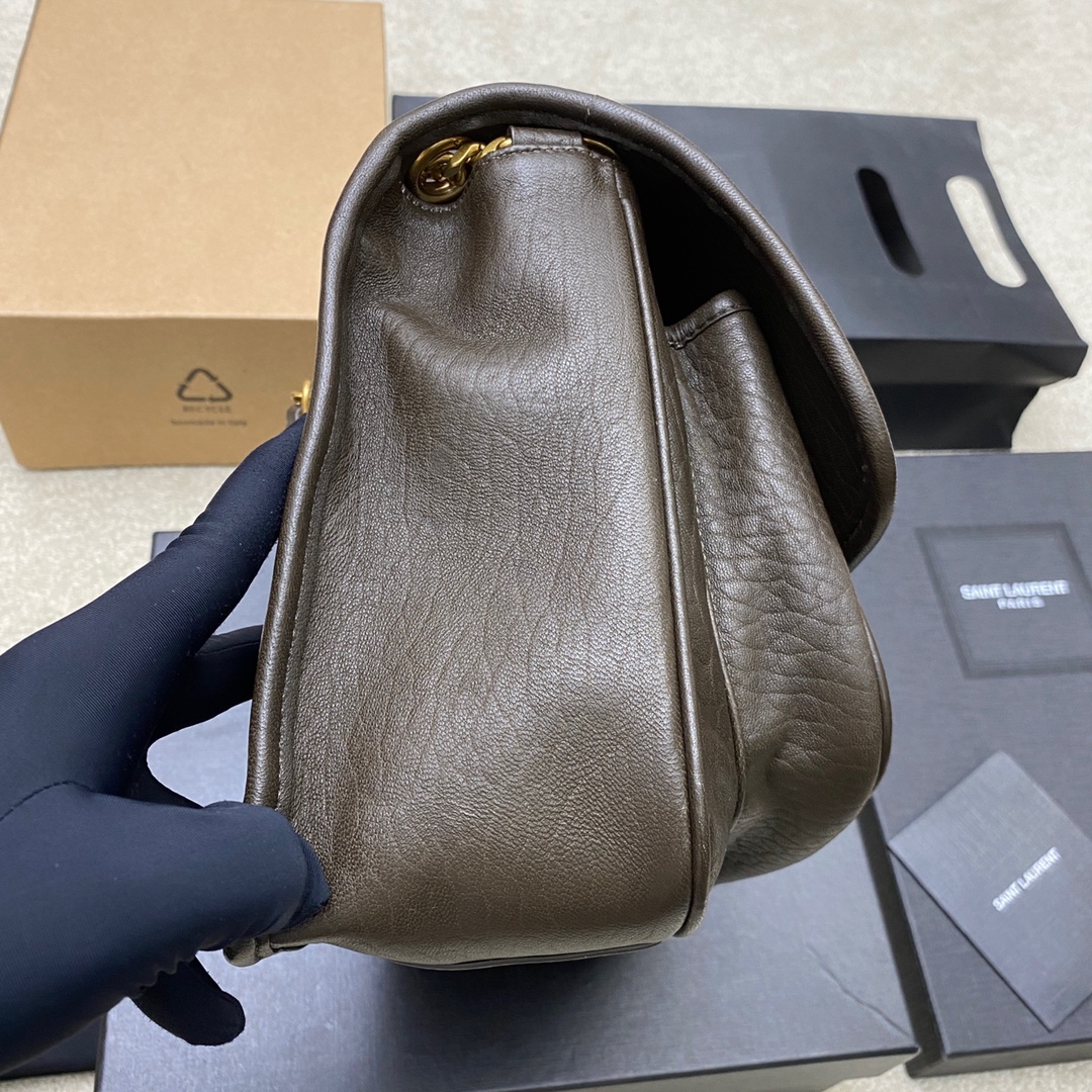 Saint Laurent Niki Leather Shoulder Bag with Gold Hardware 4 i1724668003 3785 5