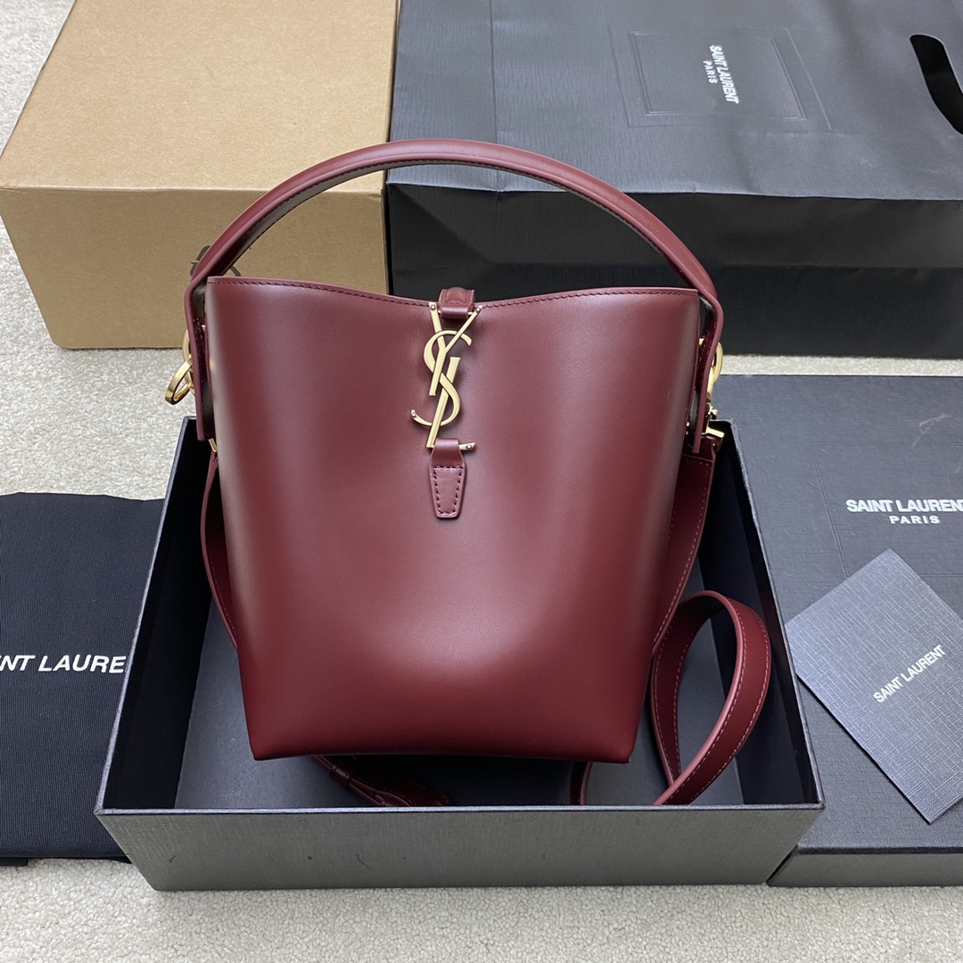 Givenchy 小号枣红平纹/金 、精品专供 5À7系列之小号水桶包 超 水桶包带手提_全新新款包型