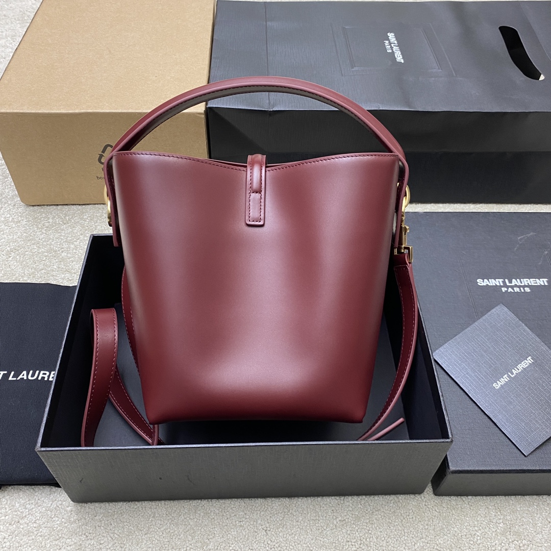 Givenchy 小号枣红平纹/金 、精品专供 5À7系列之小号水桶包 超 水桶包带手提_全新新款包型