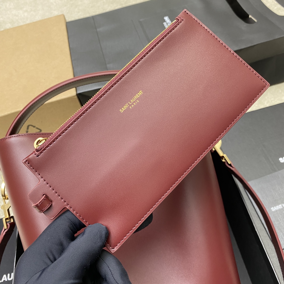 Givenchy 大号枣红平纹/金 、精品专供 5À7系列之新款大号超 水桶包 带手提_全新包型