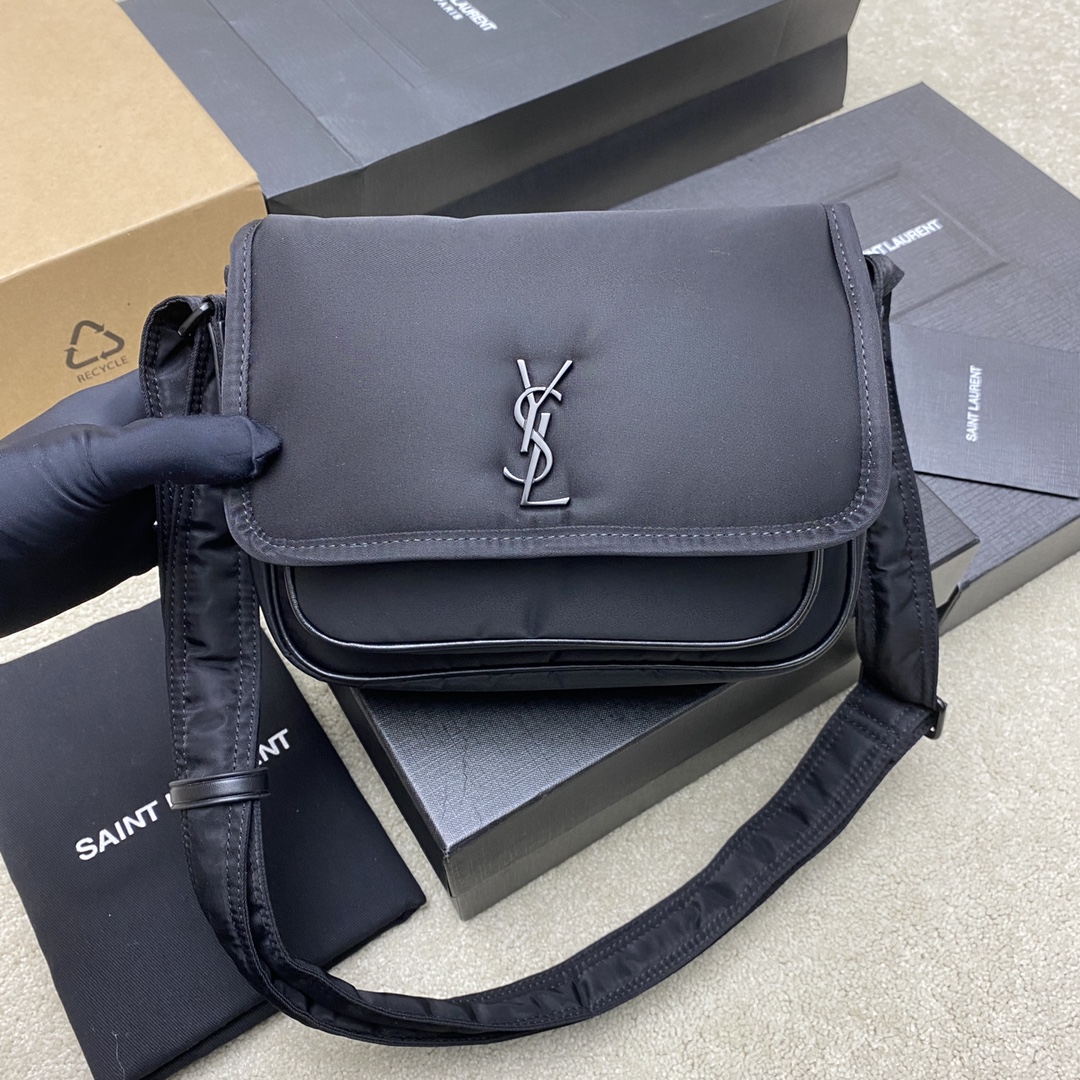 Saint Laurent 降落伞布黑/黑枪 、精品专供 23新款niki尼龙包包