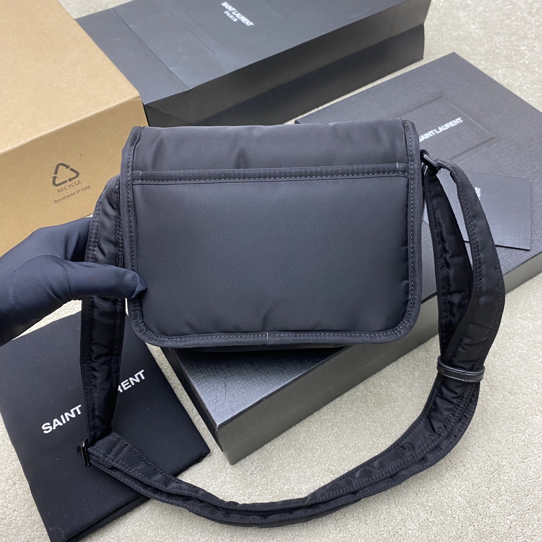 Saint Laurent 降落伞布黑/黑枪 、精品专供 23新款niki尼龙包包