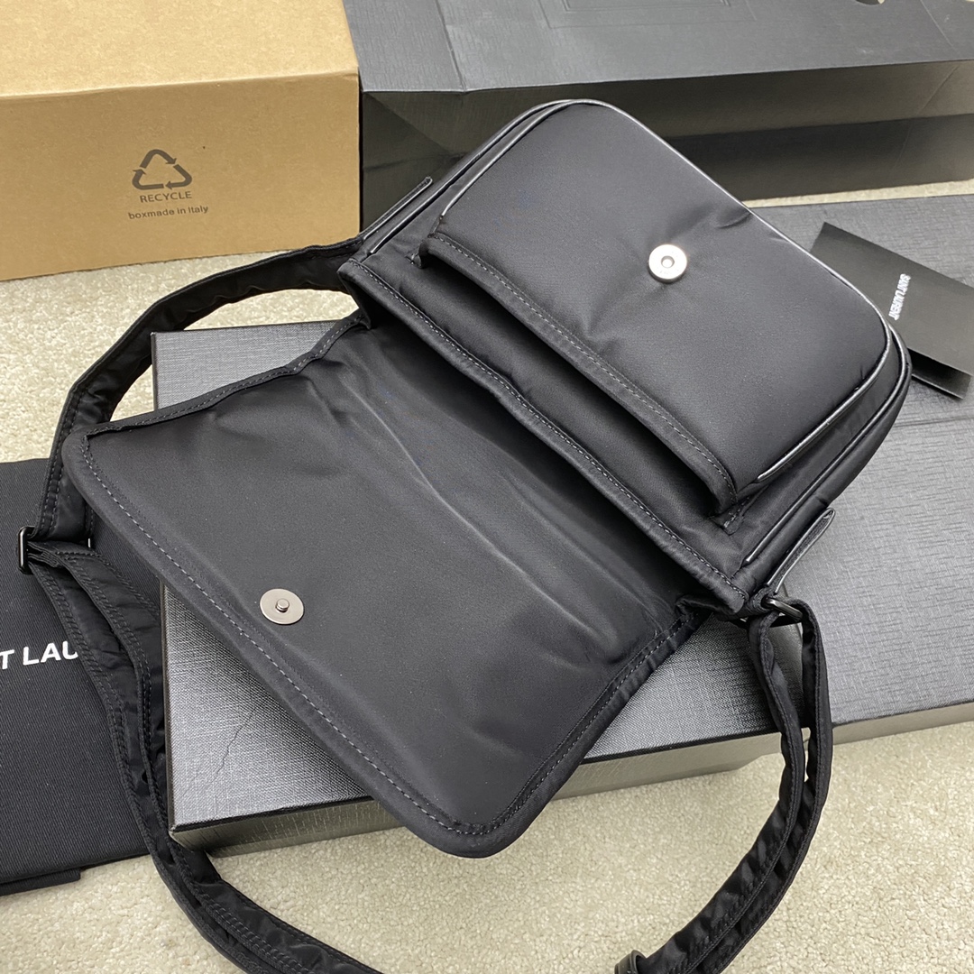 Saint Laurent 降落伞布黑/黑枪 、精品专供 23新款niki尼龙包包