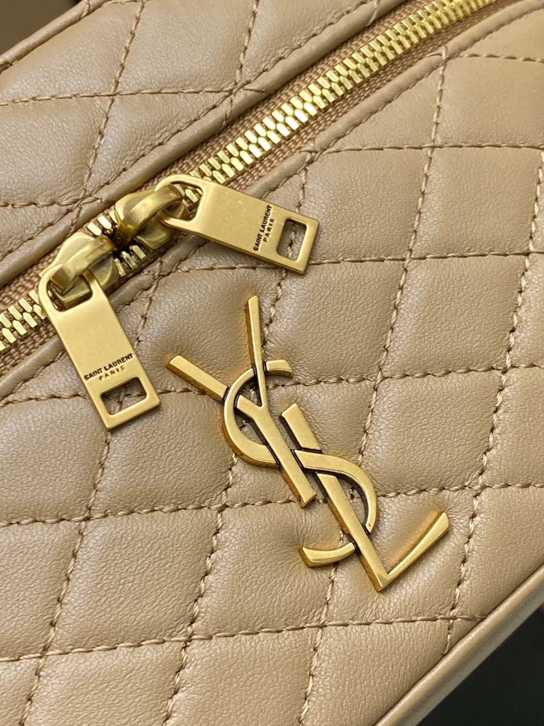 Saint Laurent Mini Vanity Bag in Quilted Lambskin Leather - Top Handle Satchel 6 i1736245568196 7584 0 4