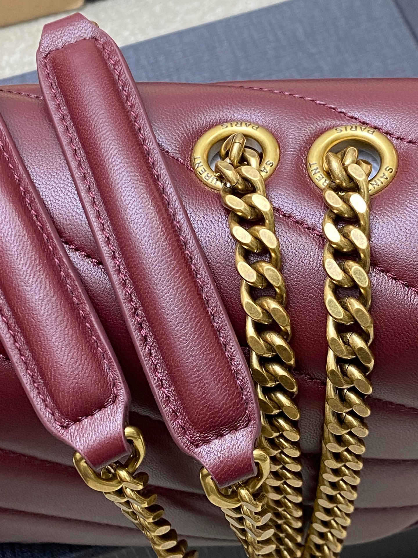 Saint Laurent LouLou Small Bag In Red Leather With Gold Hardware 6 i1736581612539 5661 0 5