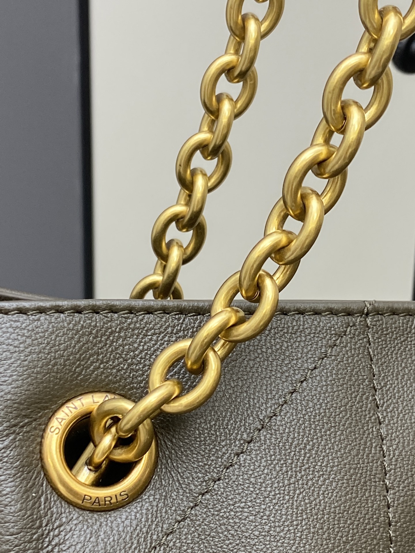 Yves Saint Laurent Jamie 4.3 Small Leather Shoulder Bag - Green 6 i1742742152102 8460 0 5