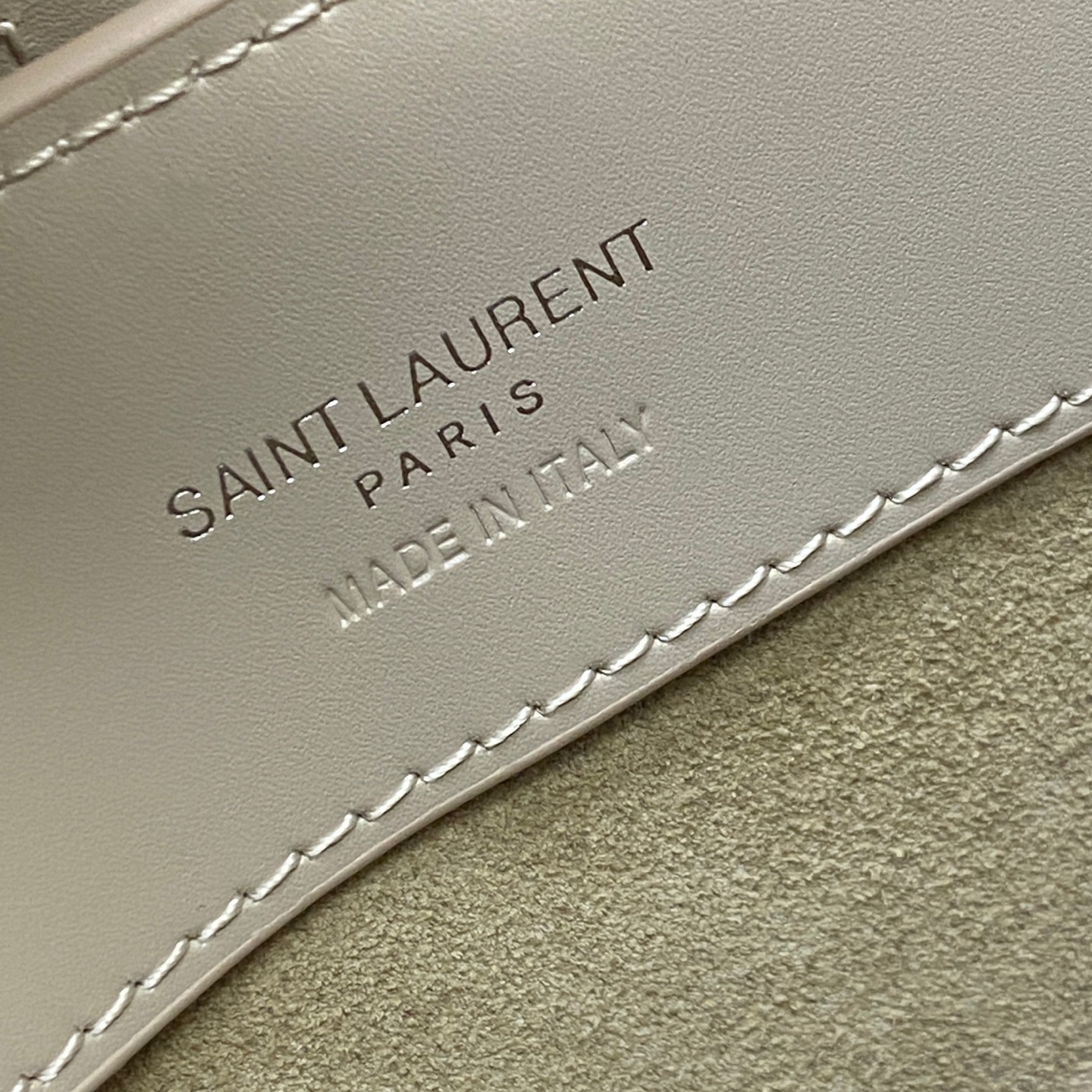Yves Saint Laurent Le 37 Mini Bucket Bag in Sea Salt Gray Leather 10 i1742911691563 215 0 8