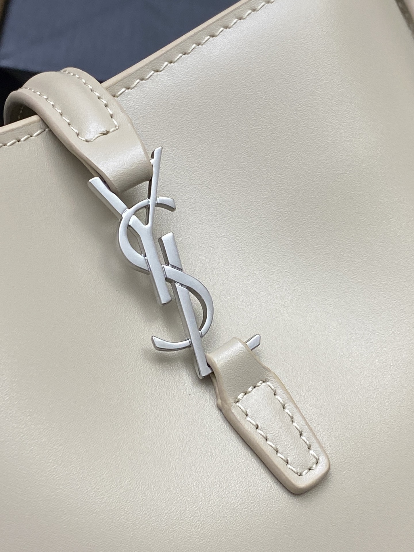 Yves Saint Laurent Le 37 Mini Bucket Bag in Sea Salt Gray Leather 6 i1742911691729 4870 0 4