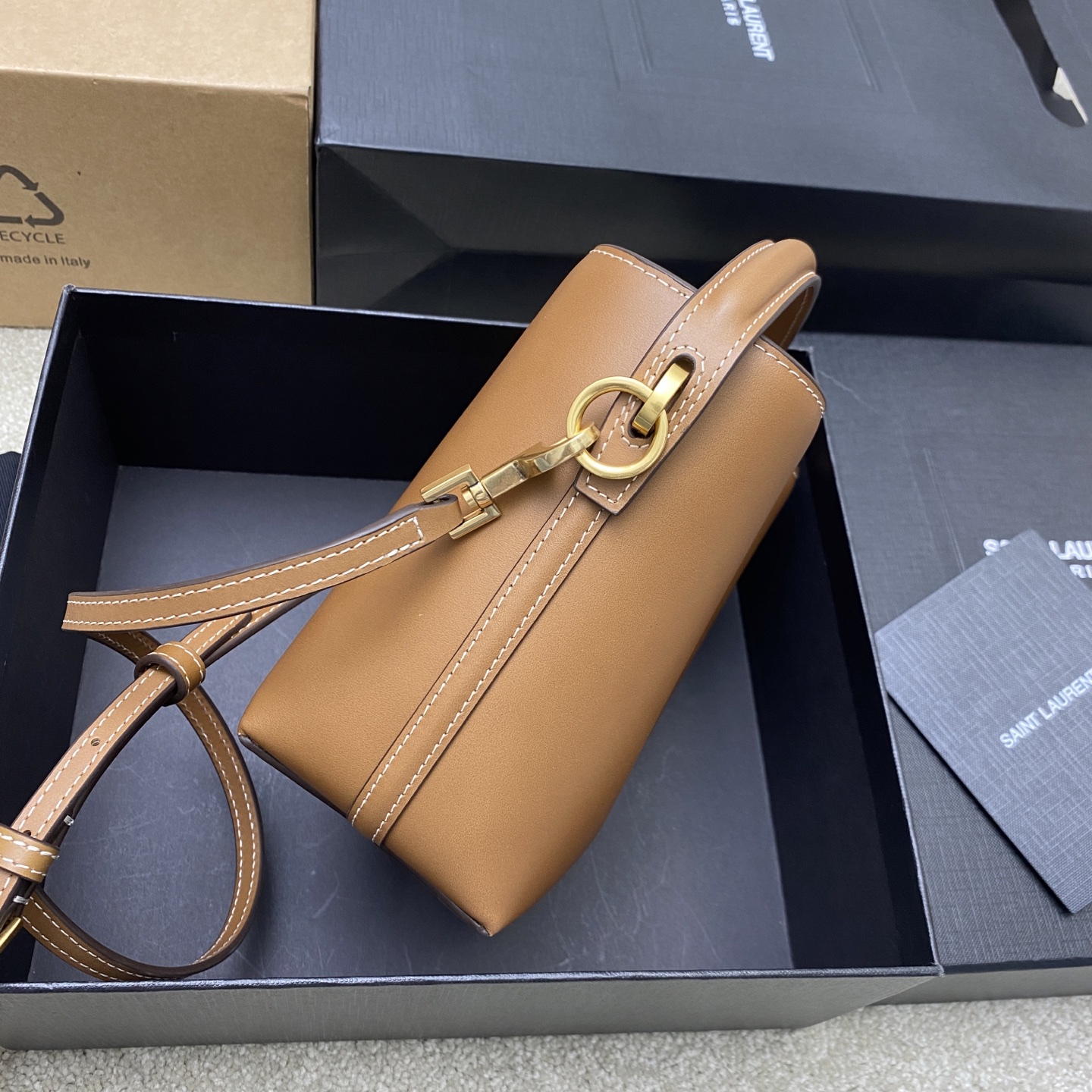 Saint Laurent Le 37 Mini Bucket Bag in Smooth Leather - Brown/Gold 3 i1742911901918 2885 0 2