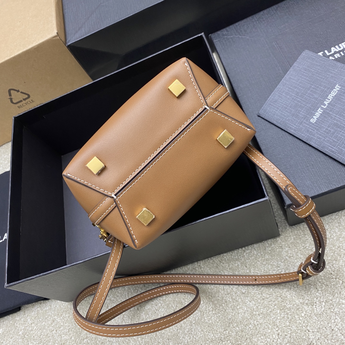 Saint Laurent Le 37 Mini Bucket Bag in Smooth Leather - Brown/Gold 4 i1742911903633 2413 0 3
