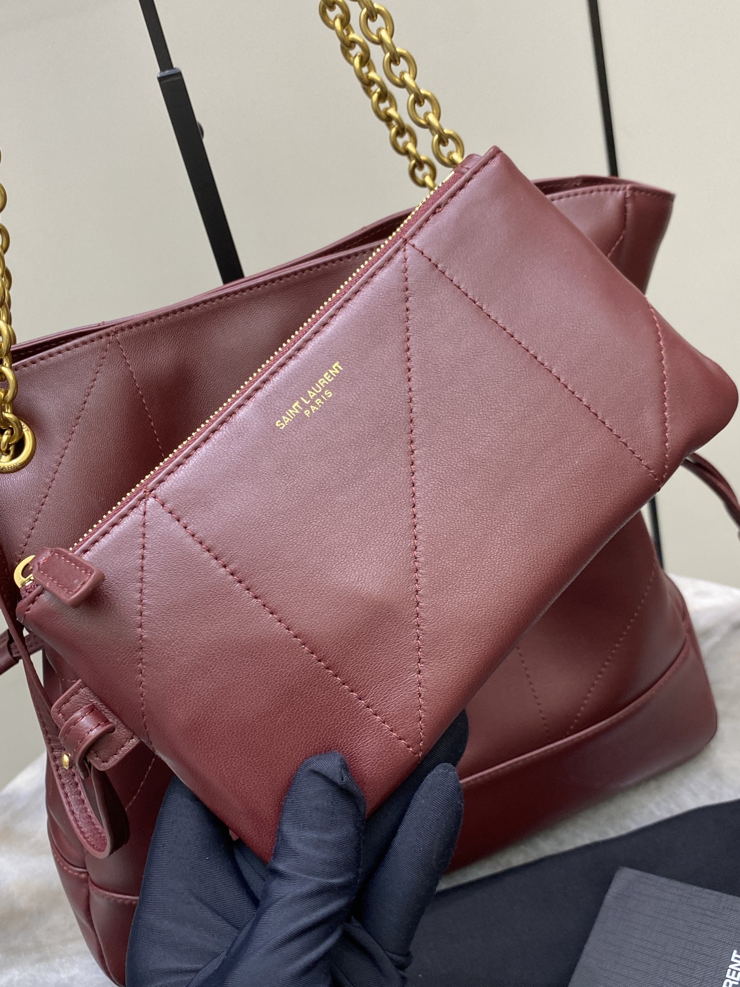 Yves Saint Laurent Jamie 4.3 Large Pochon Burgundy Leather Shoulder Bag 8 i1743173244087 6001 0 6
