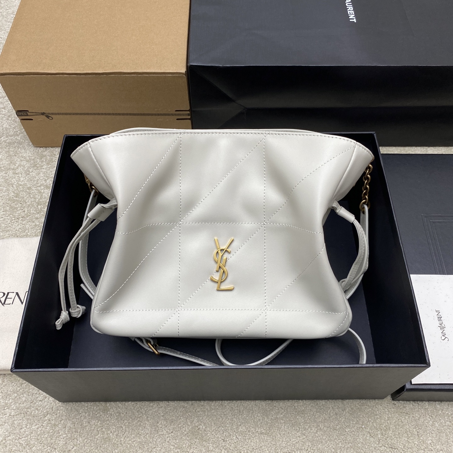 Givenchy 小号奶白羊皮/古金 最新斜跨福袋小号 了 福袋新尺寸好可爱 一起来种草吧 Jamie 4