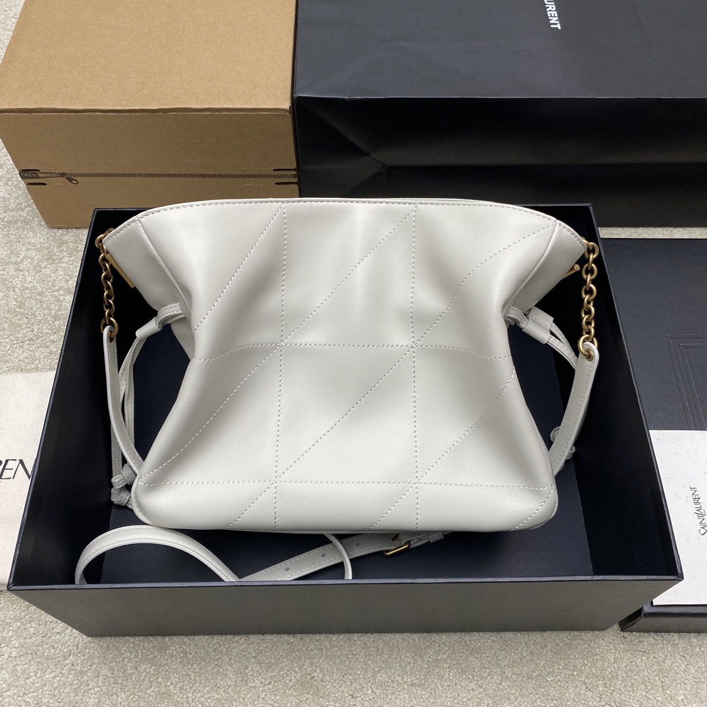 Givenchy 小号奶白羊皮/古金 最新斜跨福袋小号 了 福袋新尺寸好可爱 一起来种草吧 Jamie 4