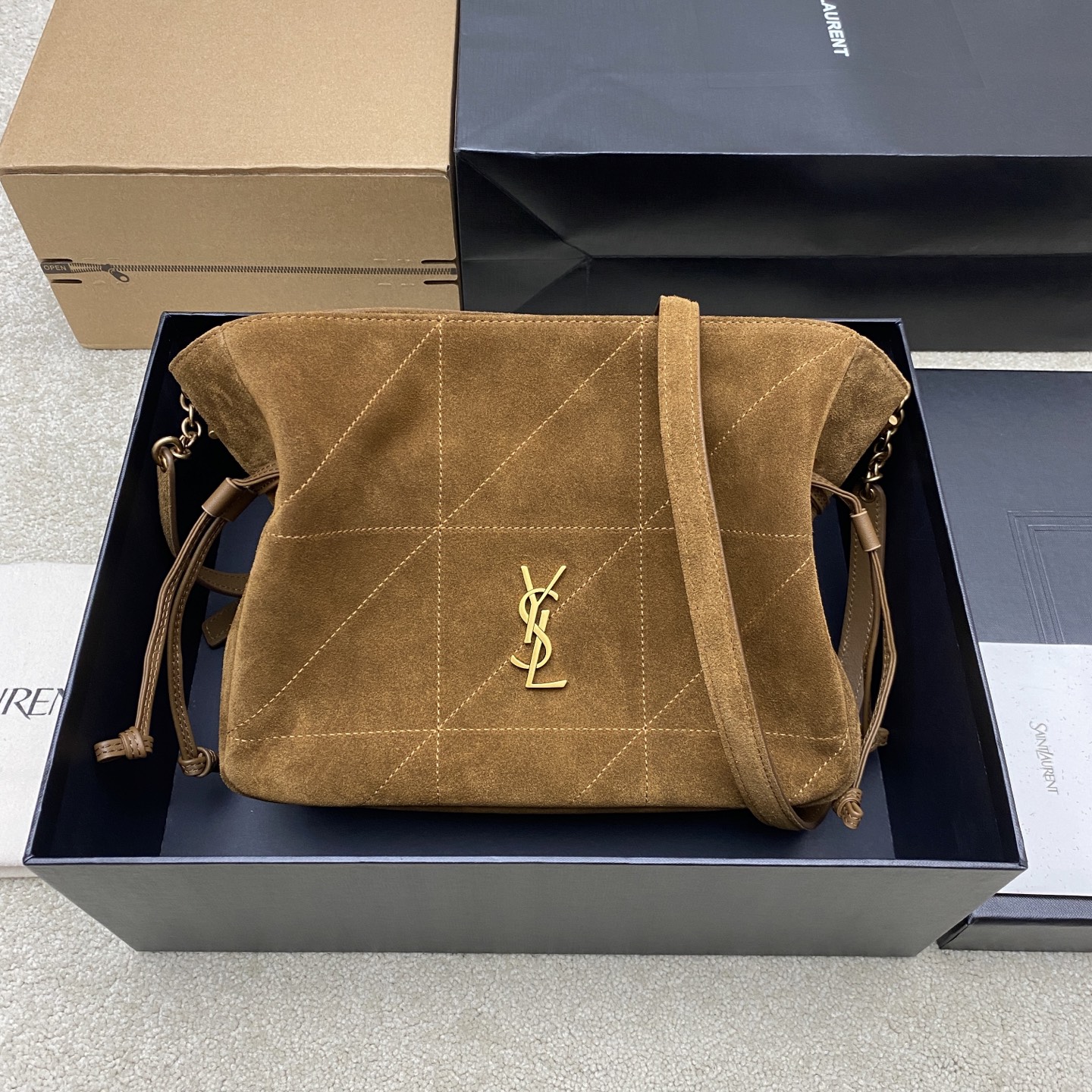 Givenchy 小号棕磨砂/古金 最新斜跨福袋小号 了 福袋新尺寸好可爱 一起来种草吧 Jamie 4