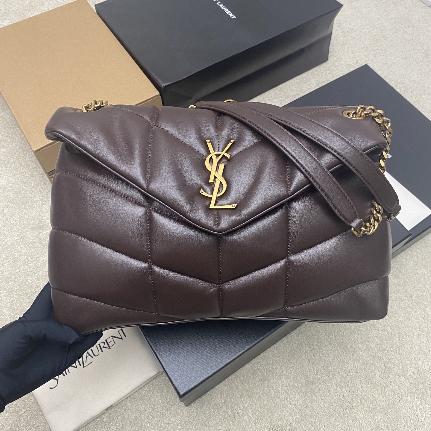 Saint Laurent 大号咖啡羊皮/金