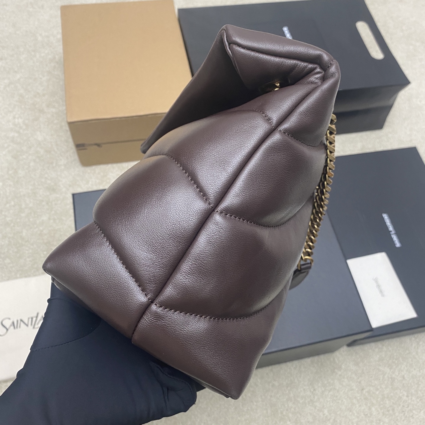 Saint Laurent 大号咖啡羊皮/金
