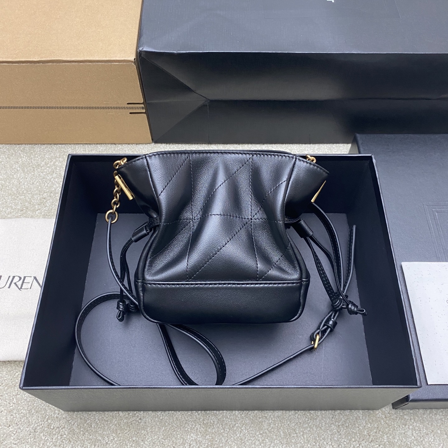 Givenchy 迷你 黑羊皮/古金 最新斜跨福袋迷你号 了 福袋新尺寸好可爱 一起来种草吧