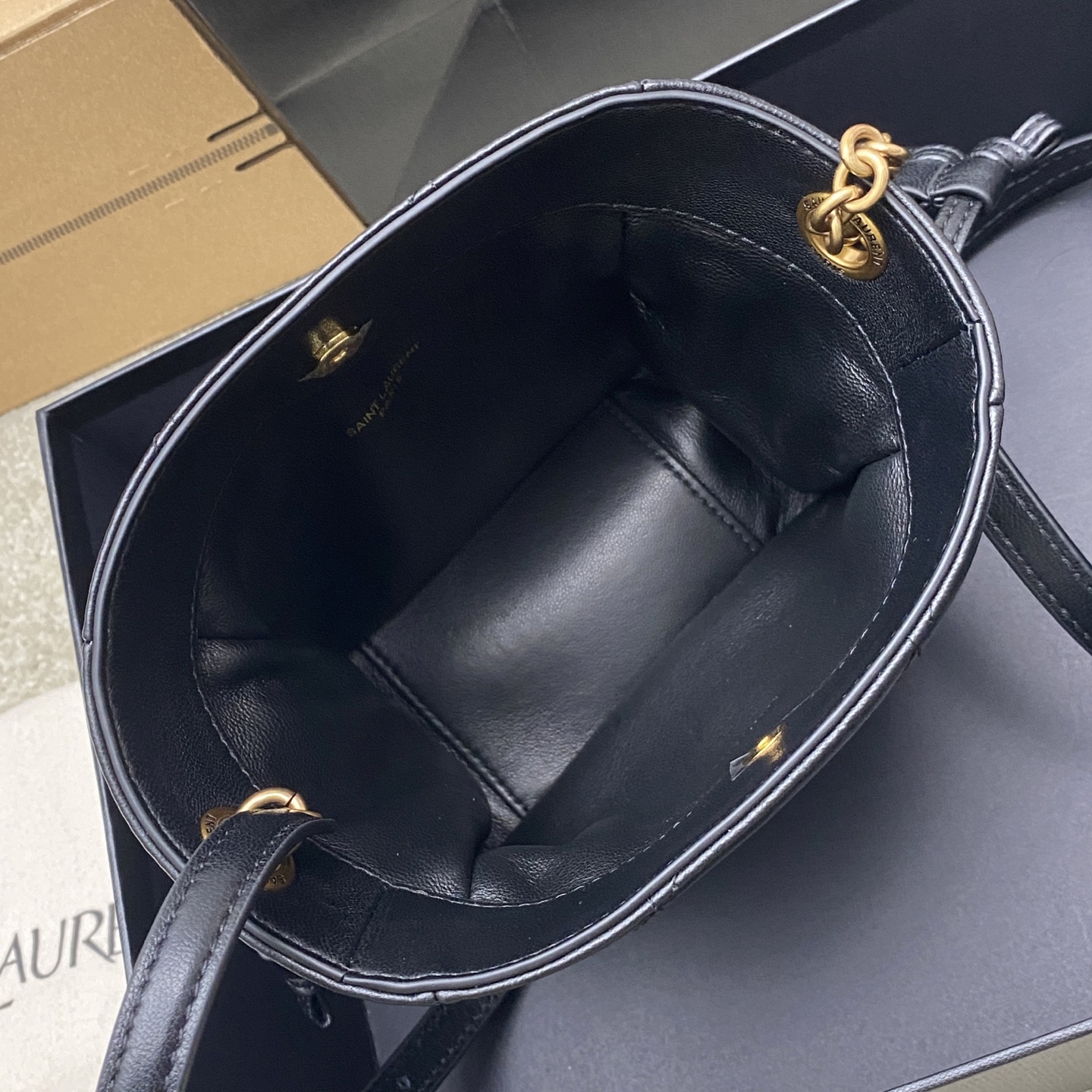Givenchy 迷你 黑羊皮/古金 最新斜跨福袋迷你号 了 福袋新尺寸好可爱 一起来种草吧