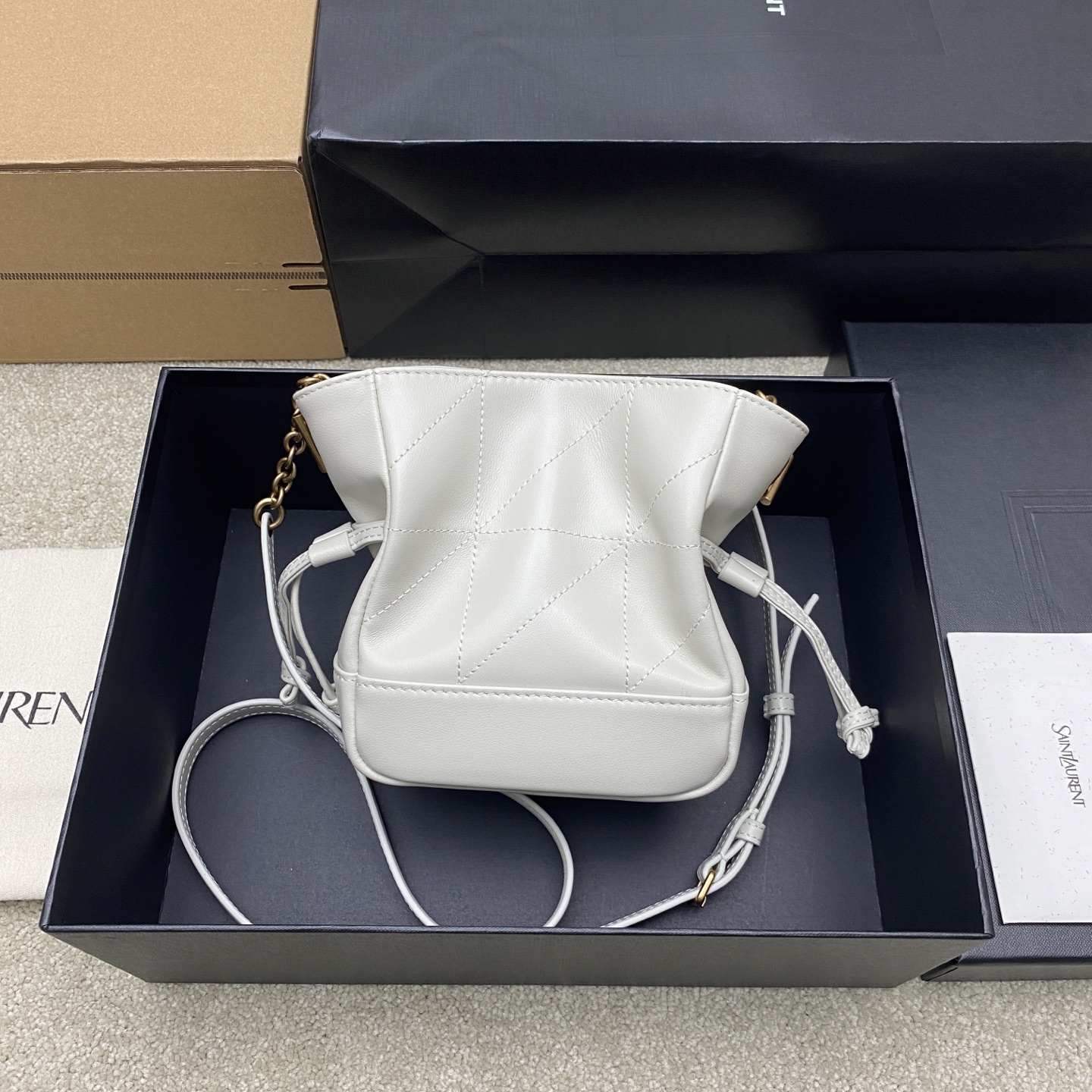 Givenchy 迷你 白羊皮/古金 最新斜跨福袋迷你号 了 福袋新尺寸好可爱 一起来种草吧
