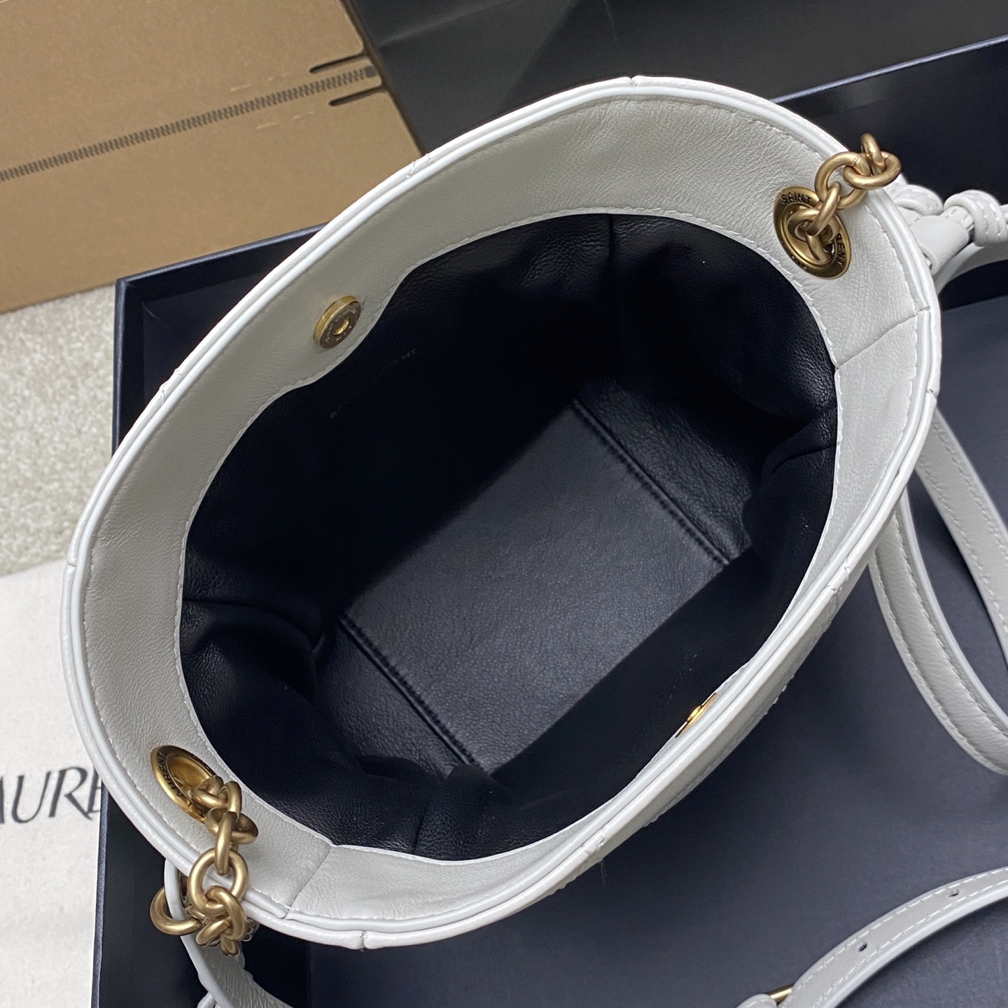 Givenchy 迷你 白羊皮/古金 最新斜跨福袋迷你号 了 福袋新尺寸好可爱 一起来种草吧