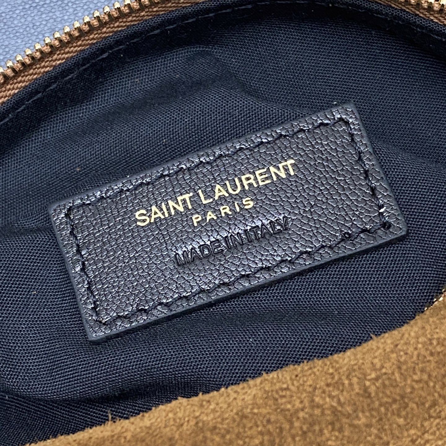 Saint Laurent 26S5 Amalia手袋 选用细腻侵染小羊皮 手感超柔软 质感满分6金属缠绕手柄设计