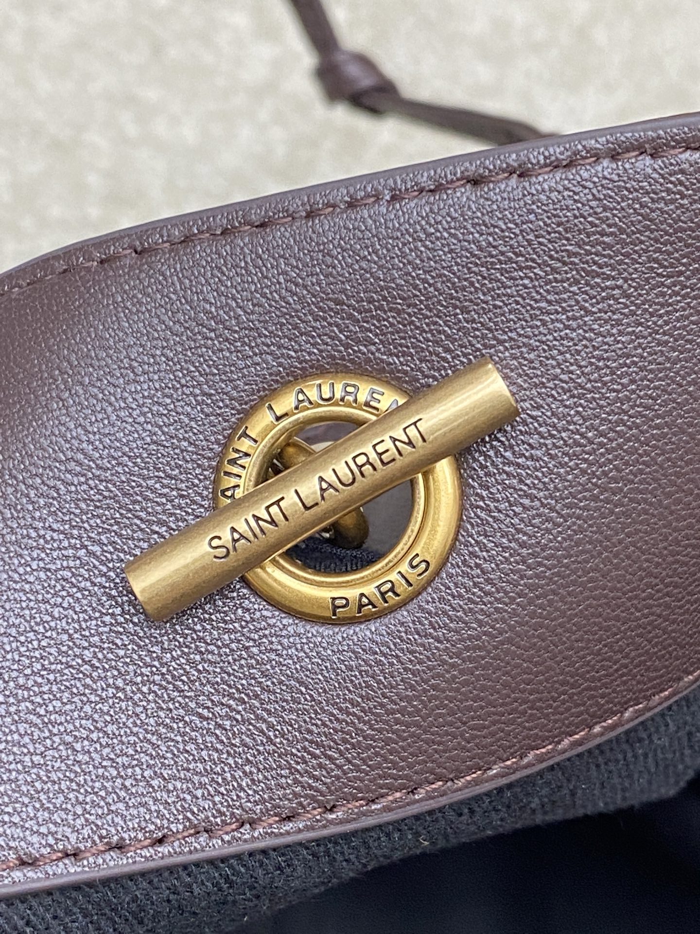 Saint Laurent 小号咖啡羊皮/古金 新款小号Jamie 4 3 large pochon羊皮腋下包
