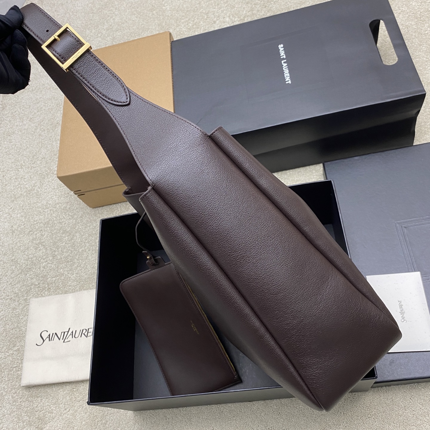 Givenchy 咖啡平纹/金 全新升级版 带小包▪ Hobo腋下包 黑色头层牛皮+金色Logo