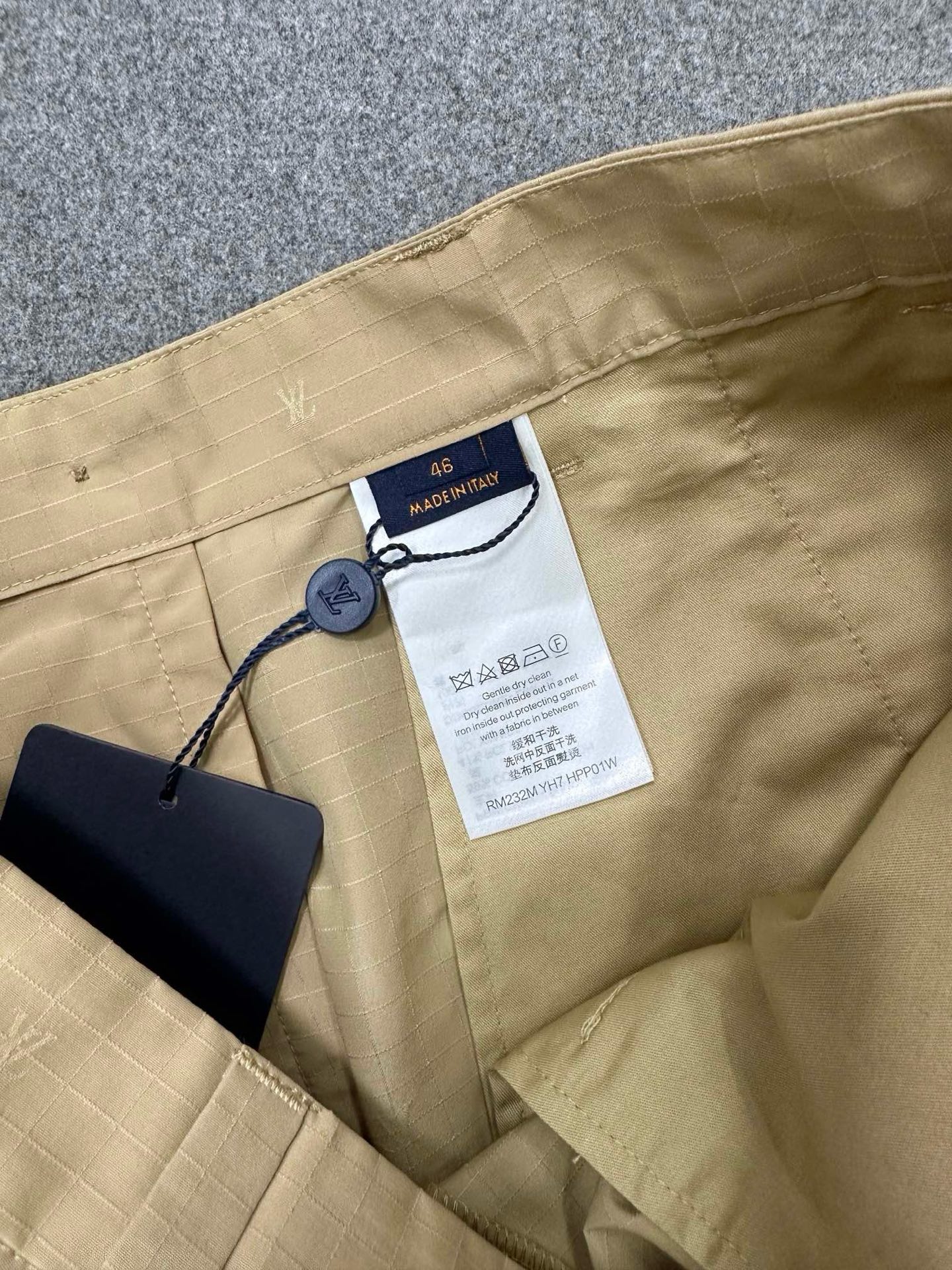 루이비통 남성 반바지 129727 Louis Vuitton Shorts 썸네일 이미지