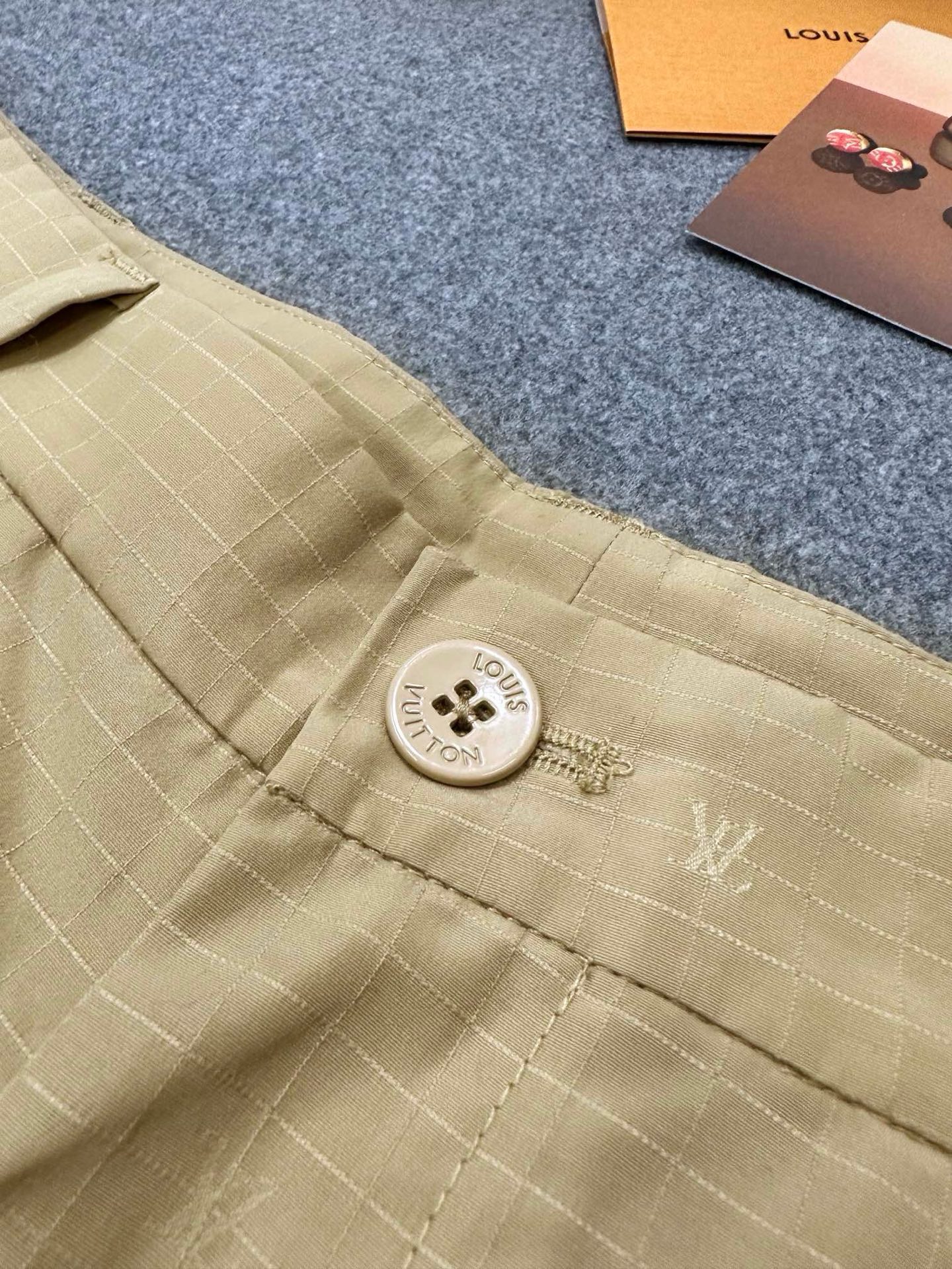 루이비통 남성 반바지 129727 Louis Vuitton Shorts 썸네일 이미지