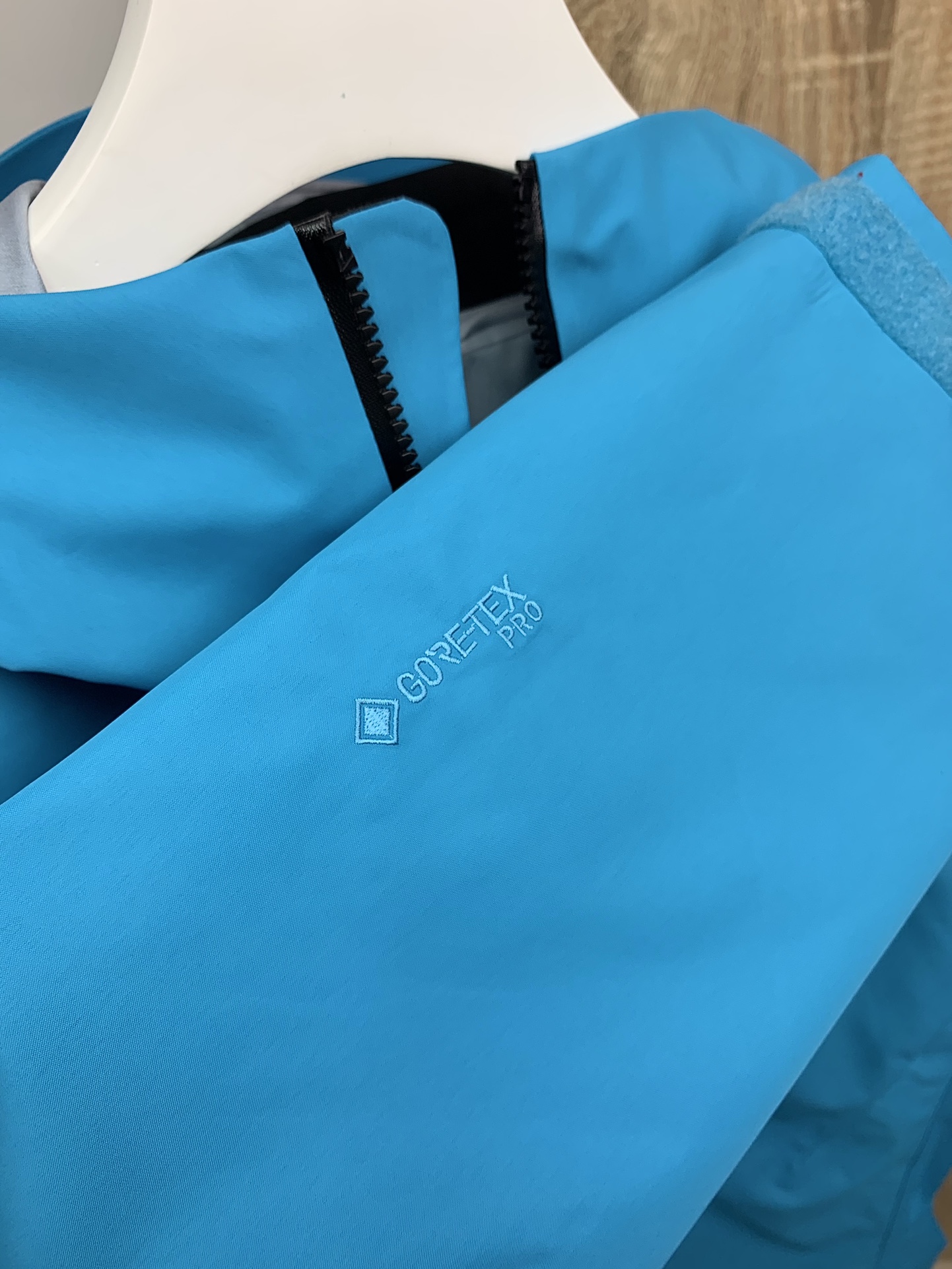 瓦莱斯特拉 Valextra 高定典藏名品高定成衣时装外套连衣裙衬衫T恤 #E39F0DBA 7