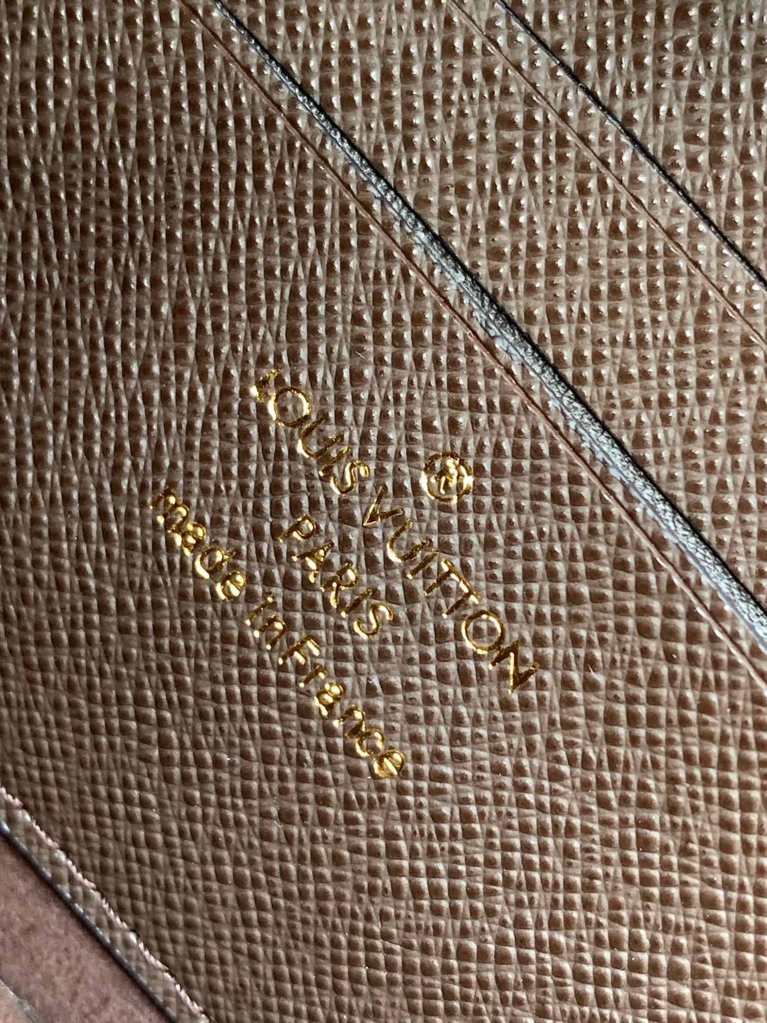 原厂皮M82509老花皮料是正品法国A级品质手工油边细节非常精致尺寸:20.7x10.2x3.5