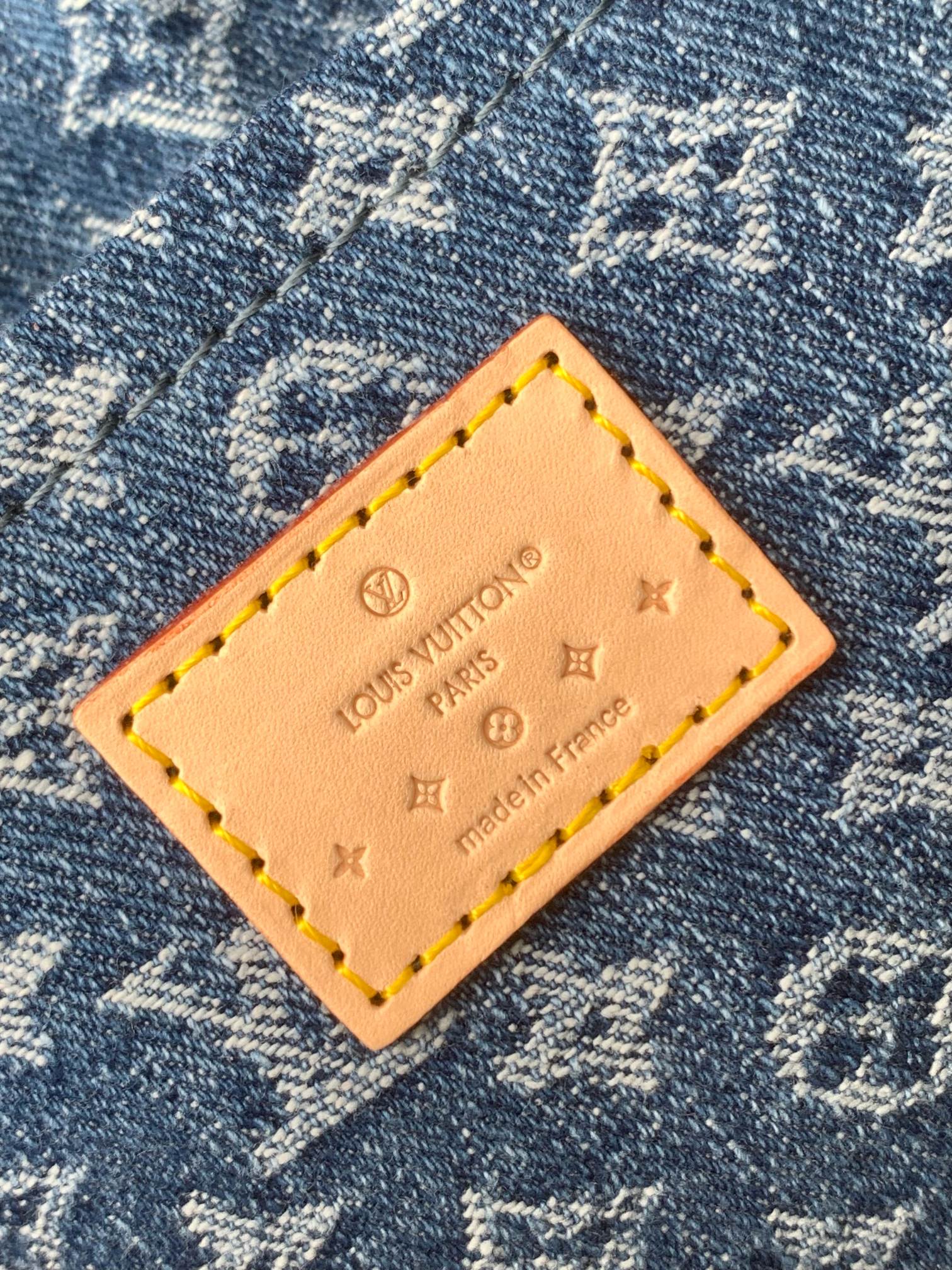 原厂皮M46856蓝色皮料是正品法国A级品质手工油边细节非常精致尺寸:25x15x5