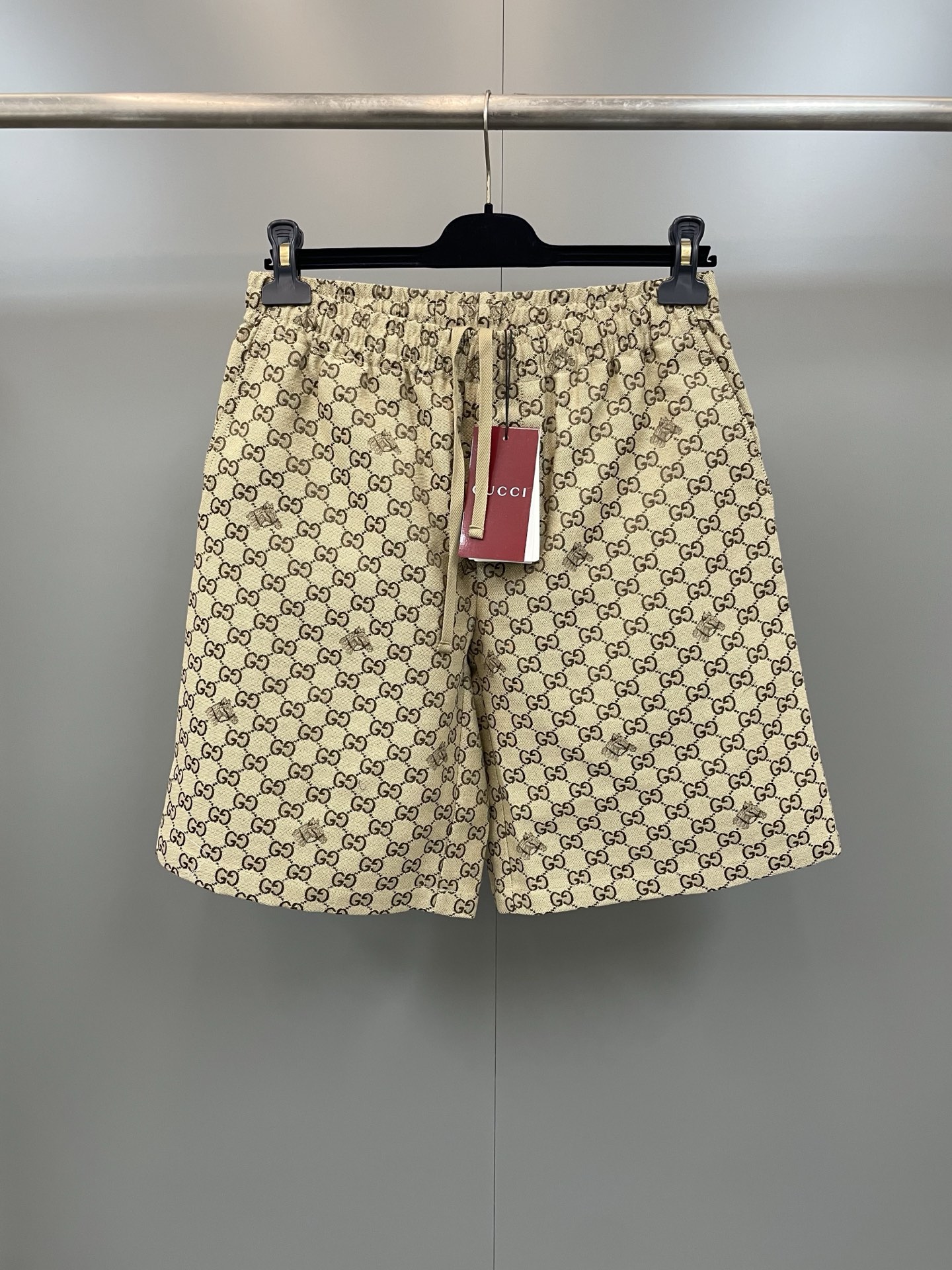 NO:818380,G’s 26 new model Year of the Horse embroidered logo waist drawstring shorts, high version., Gucci-clothing, gucci, gucci, shorts,19860909G家26新款马年刺绣满印logo腰部抽绳短裤,高版本.,古驰-服装,gucci,gucci,shorts,,Women's clothing