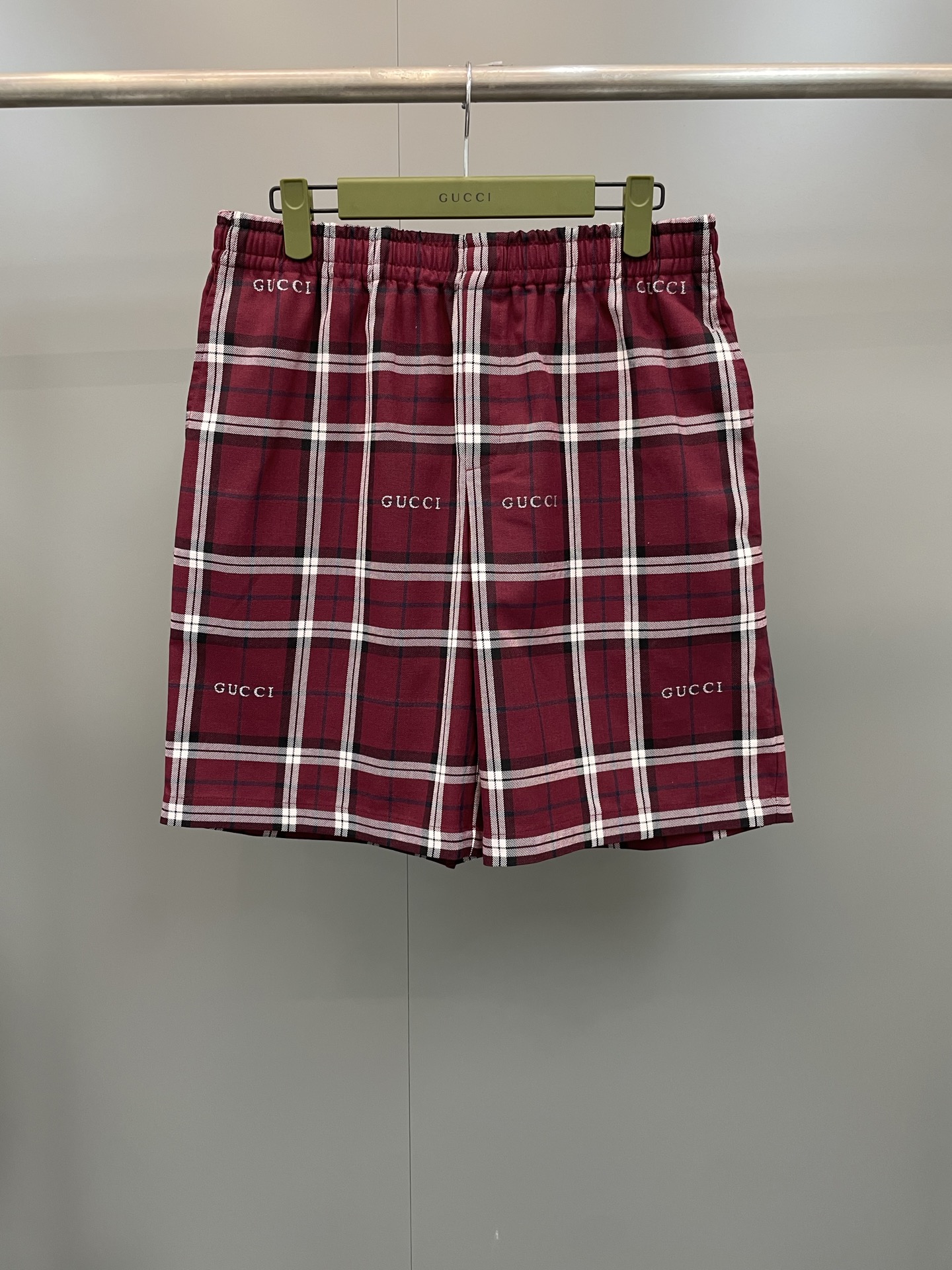 NO:818401,Gucci 2026ss new college-style jacquard plaid shorts. The college-style design creates a versatile style, which can easily control daily and casual styles. These shorts are made of multi-color Gucci Scottish plaid jacquard., Gucci - Clothing, gucci, gucci, shorts,19860909Gucci 2026ss新款学院风格提花格纹短裤.学院风格设计打造百搭格调,从容驾驭日常和休闲造型.这款短裤甄选多色Gucci苏格兰格纹的提花制作.,古驰-服装,gucci,gucci,shorts,,Women's clothing