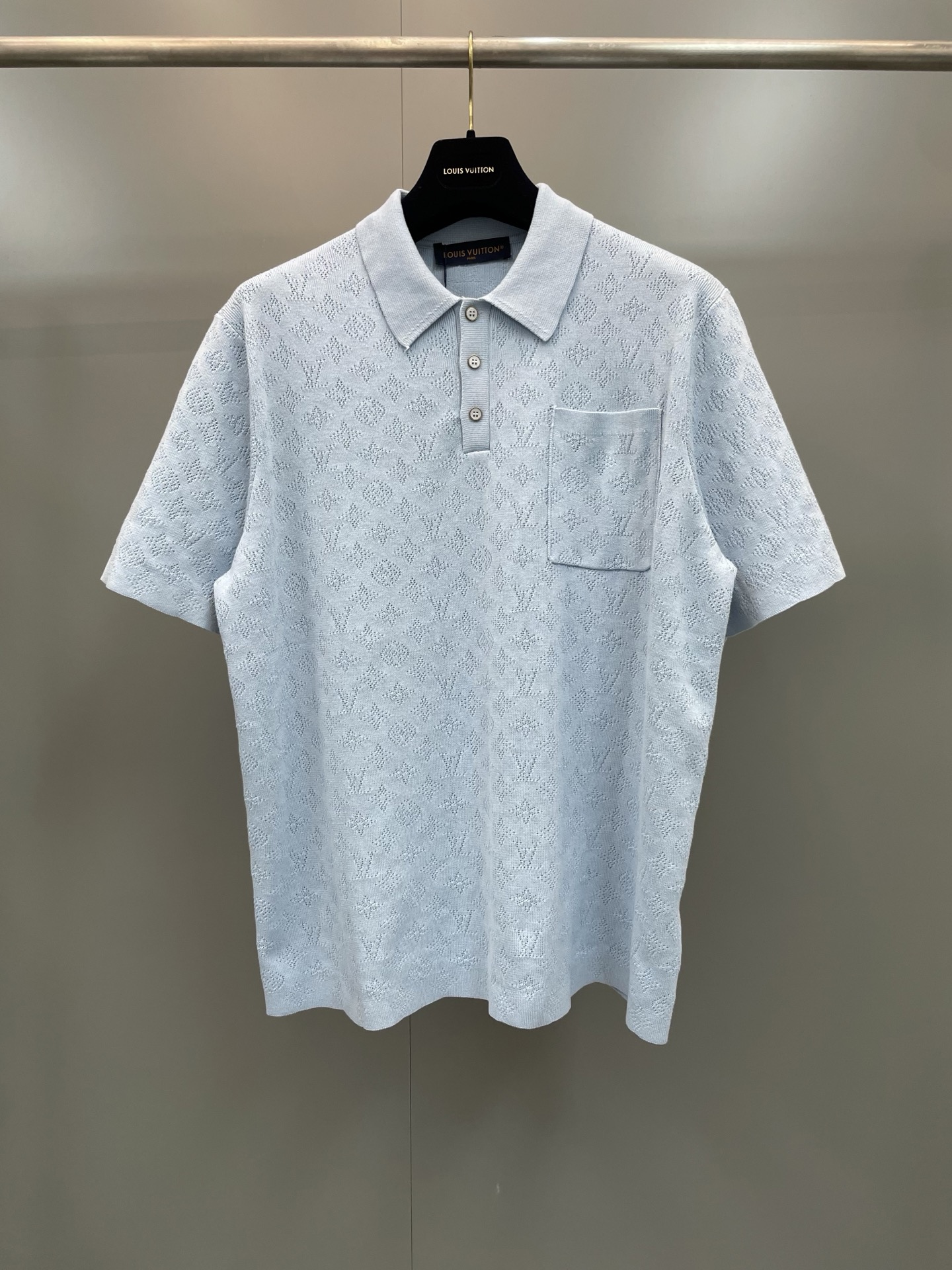 NO:818560,Lv26ss hot model reprinted and shipped, hollow design all over printed loose knitted polo shirt, Louis Vuitton-clothing, louis vuitton, louis vuitton,19860909Lv26ss爆款翻单出货,镂空设计满印宽松针织polo衫,路易威登-服装,louis vuitton,louis vuitton,,Women's clothing