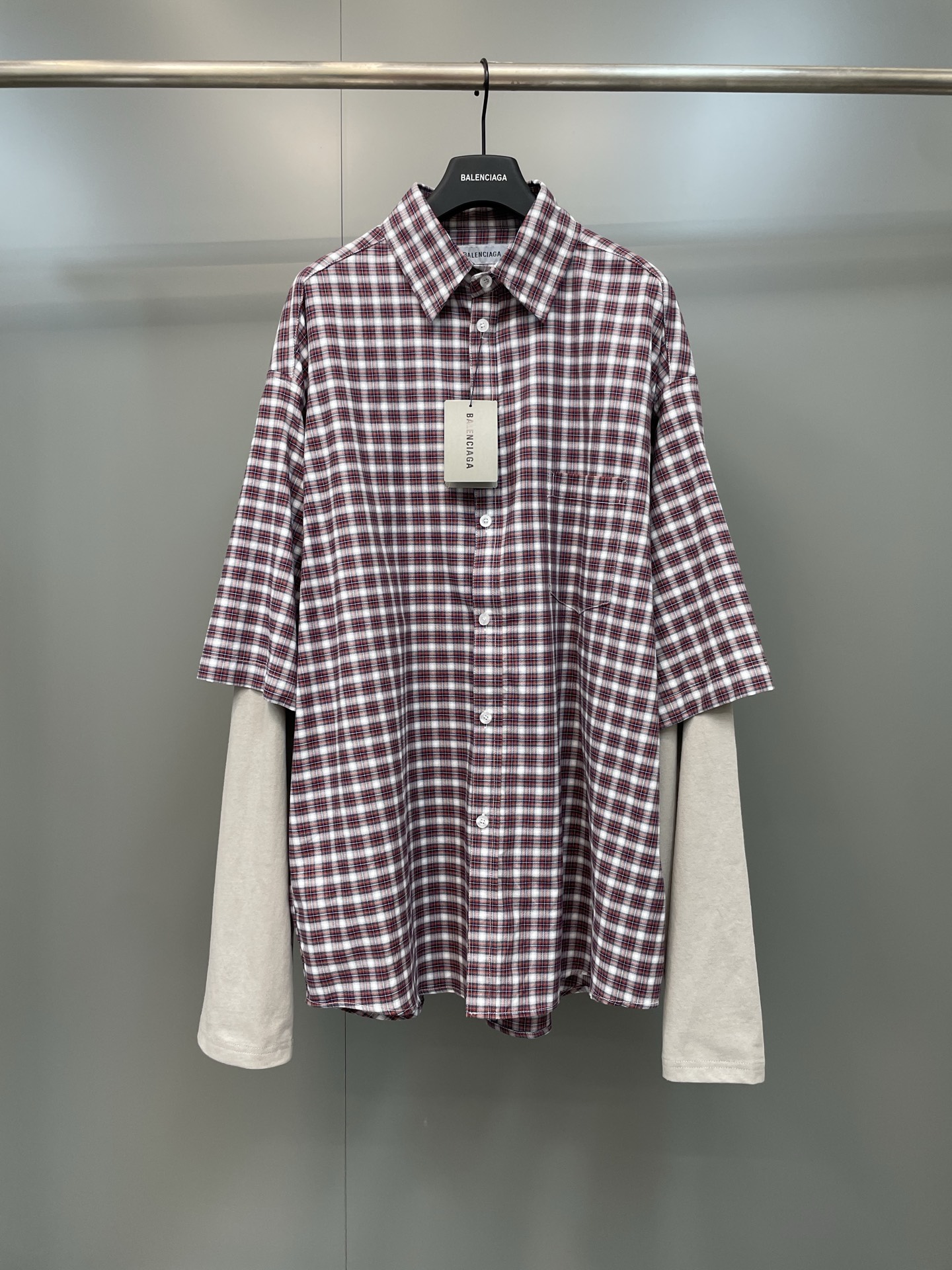 NO:820519,Balenciaga 26ss new jersey fabric spliced ​​long-sleeved single-breasted shirt, super loose fit, high version., Balenciaga-clothing, balenciaga, balenciaga, shirts,19860909巴黎家 26ss新款平纹针织面料拼接长袖单排扣衬衫 超级宽松版型 高版本.,巴黎世家-服装,balenciaga,balenciaga,shirts,,Women's clothing