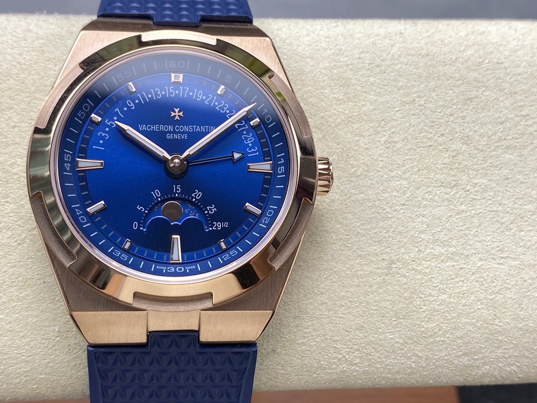 NO:392623,GR Vacheron Constantin The true moon phase of the whole sea is reversed, multi-function Vacheron Constantin The classic beauty is appreciated, the Vacheron Constantin The true moon phase of the whole sea is multi-straight, the reverse moon phase watch model 4000V/210A-B911 is a milestone work that is of great significance. It embodies the complex functions of Geneva's long-standing watchmaking tradition, reflecting the wonderful fusion of extraordinary skills and the fashion of the times. It uses a homemade Cal. R31L/2 movement, 41 mm in diameter, synced on the official website, and one-click disassembly, and can also be freely replaced with tape belt!  Welcome all watch friends to taste it. Please recognize the best luxury recommendation for gifts, Vacheron19860909GR江诗丹顿 纵横四海真月相逆跳 多功能 Vacheron constantin 经典之美品鉴江诗丹顿 纵横四海系列 众横四海系列 逆跳真月相款腕表 型号4000V/210A-B911 堪称意义非凡的里程碑之作.凝聚着日内瓦悠久制表传统的钟表复杂功能,体现出超凡技艺与时代风尚的绝妙融合. 采用自制Cal. R31L/2机芯 直径41毫米 官网同步 一键拆卸 同时另可自由更换搭配胶带 皮带！ 欢迎各大表友品鉴.送礼最佳奢华推荐请认准TW独家品质,,vacheron,Watch