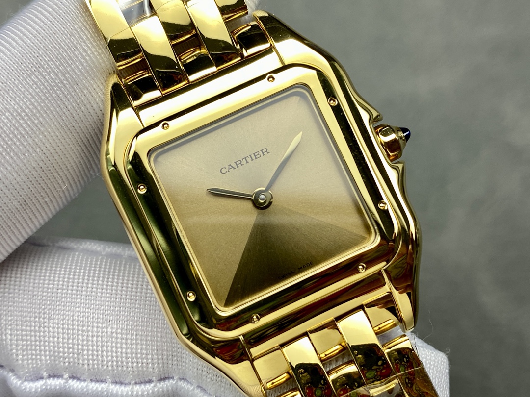 Cartier Panthère de Cartier Women's Watch, Yellow Gold Finish, Elegant Design 3 i1732901142 9628 7