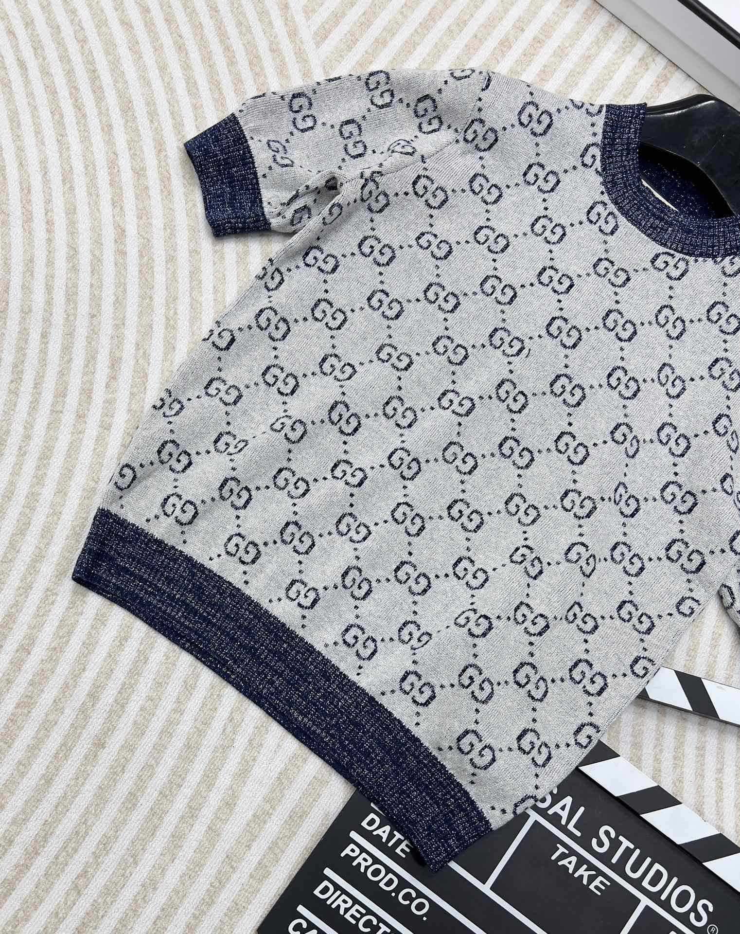 🆕 Gucci 金丝双G圆领针织短袖，德国一体挂机工艺、独家采用进口意大利金丝，柔软亲肤。给你奢侈品真正