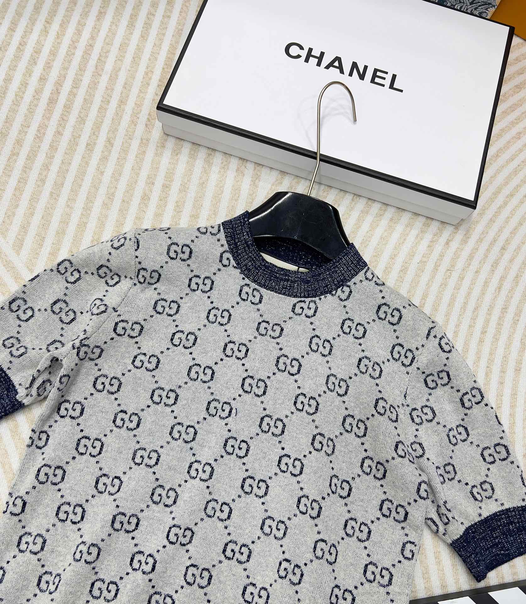 🆕 Gucci 金丝双G圆领针织短袖，德国一体挂机工艺、独家采用进口意大利金丝，柔软亲肤。给你奢侈品真正