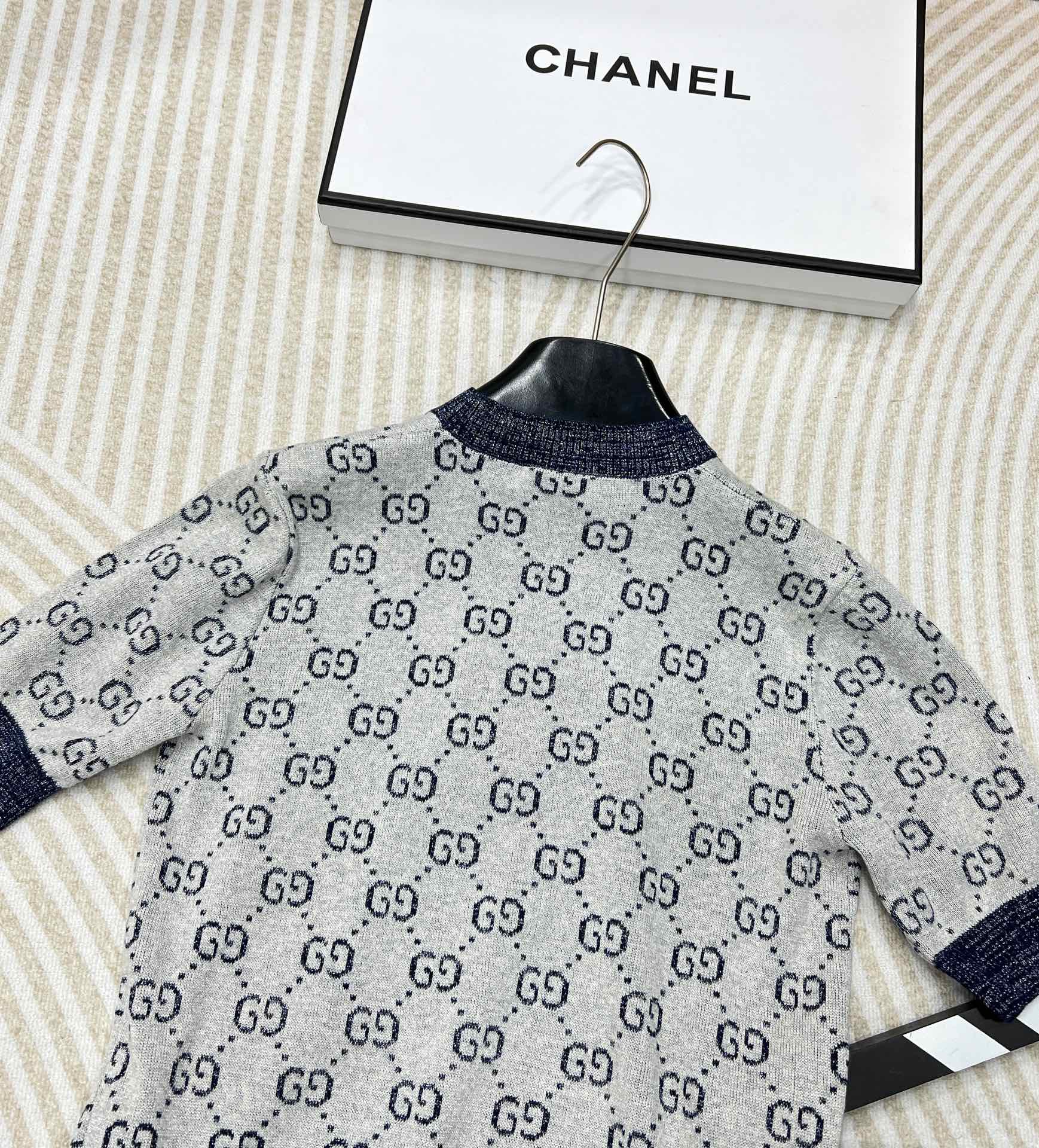 🆕 Gucci 金丝双G圆领针织短袖，德国一体挂机工艺、独家采用进口意大利金丝，柔软亲肤。给你奢侈品真正