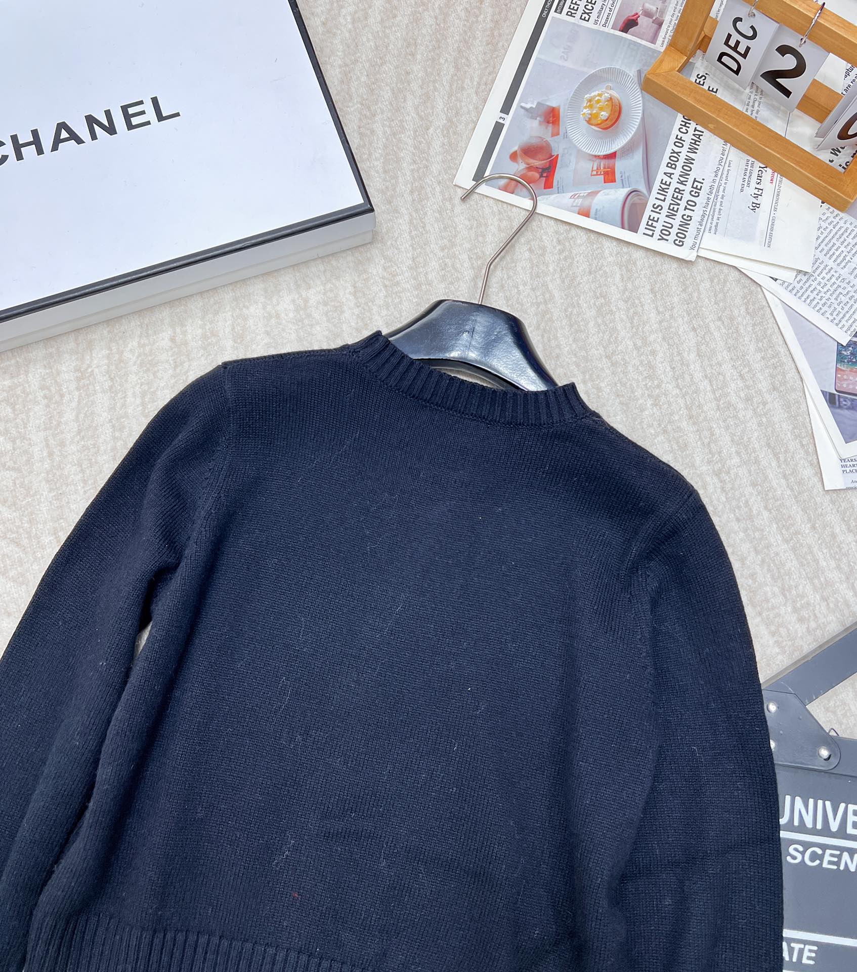 Prada24SS普拉达早春新款字母徽标毛衣，经典了而且上身超舒服 面料超鸡柔软 绝了小短款的款式很显瘦